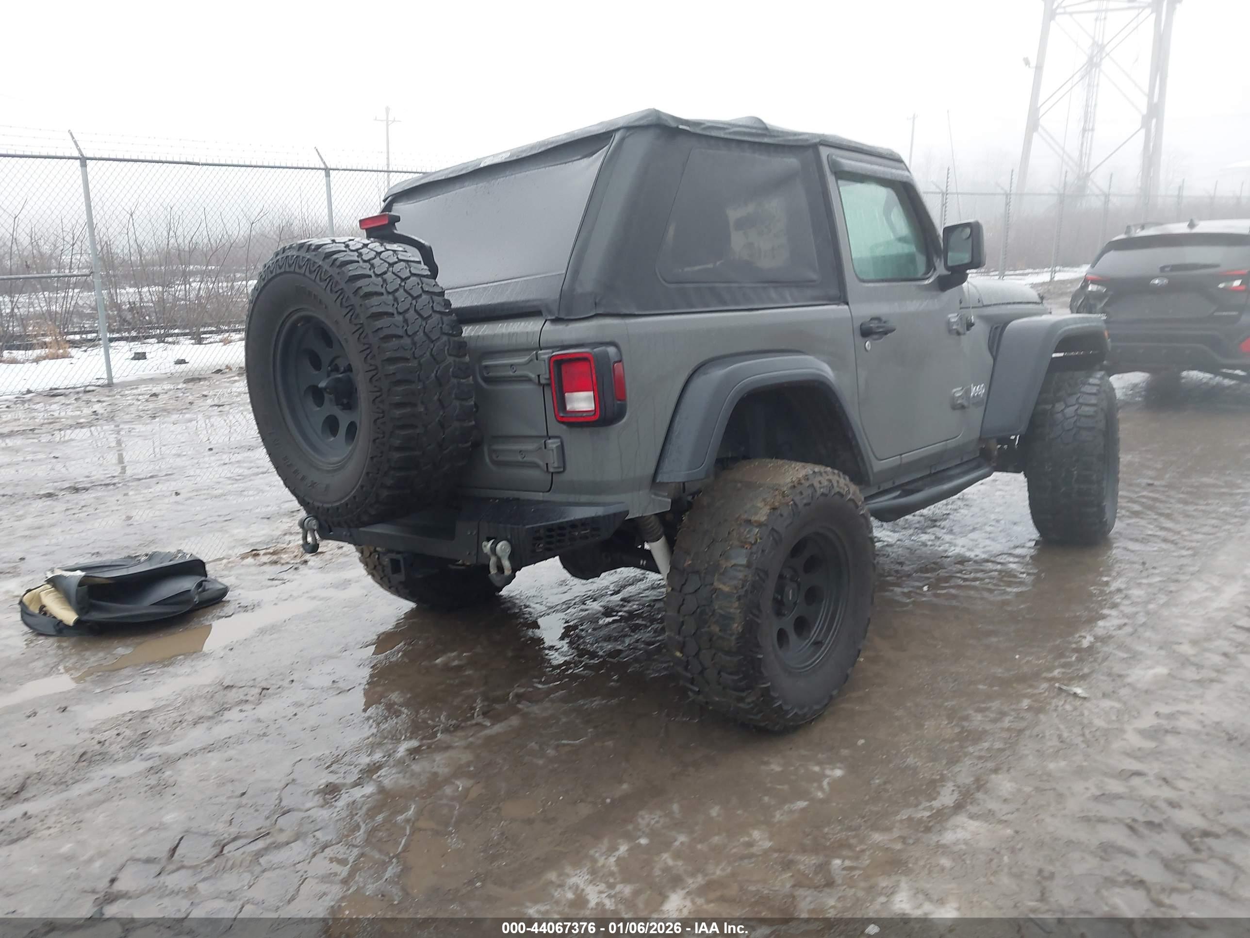 JEEP WRANGLER image 4