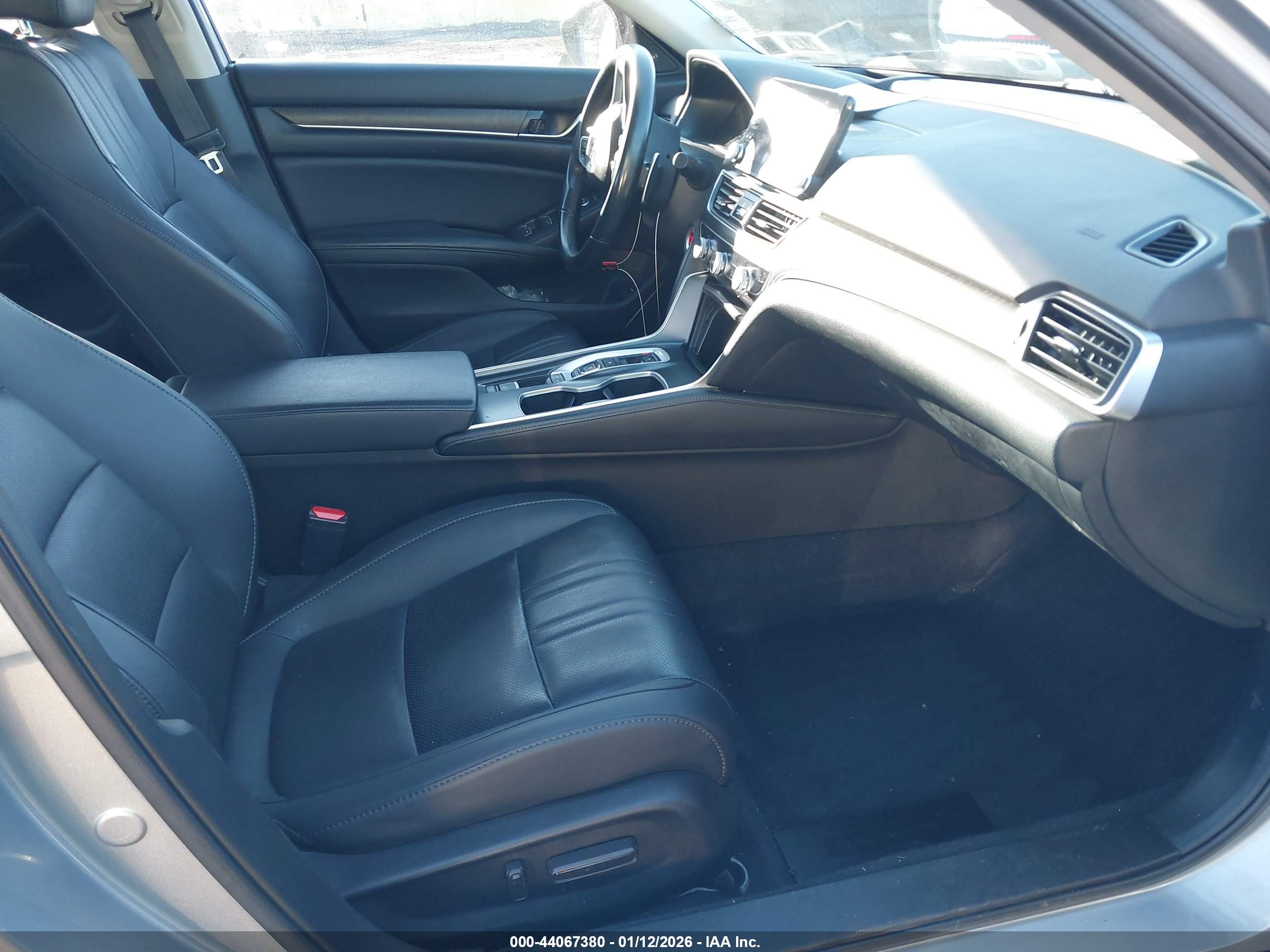HONDA ACCORD image 5