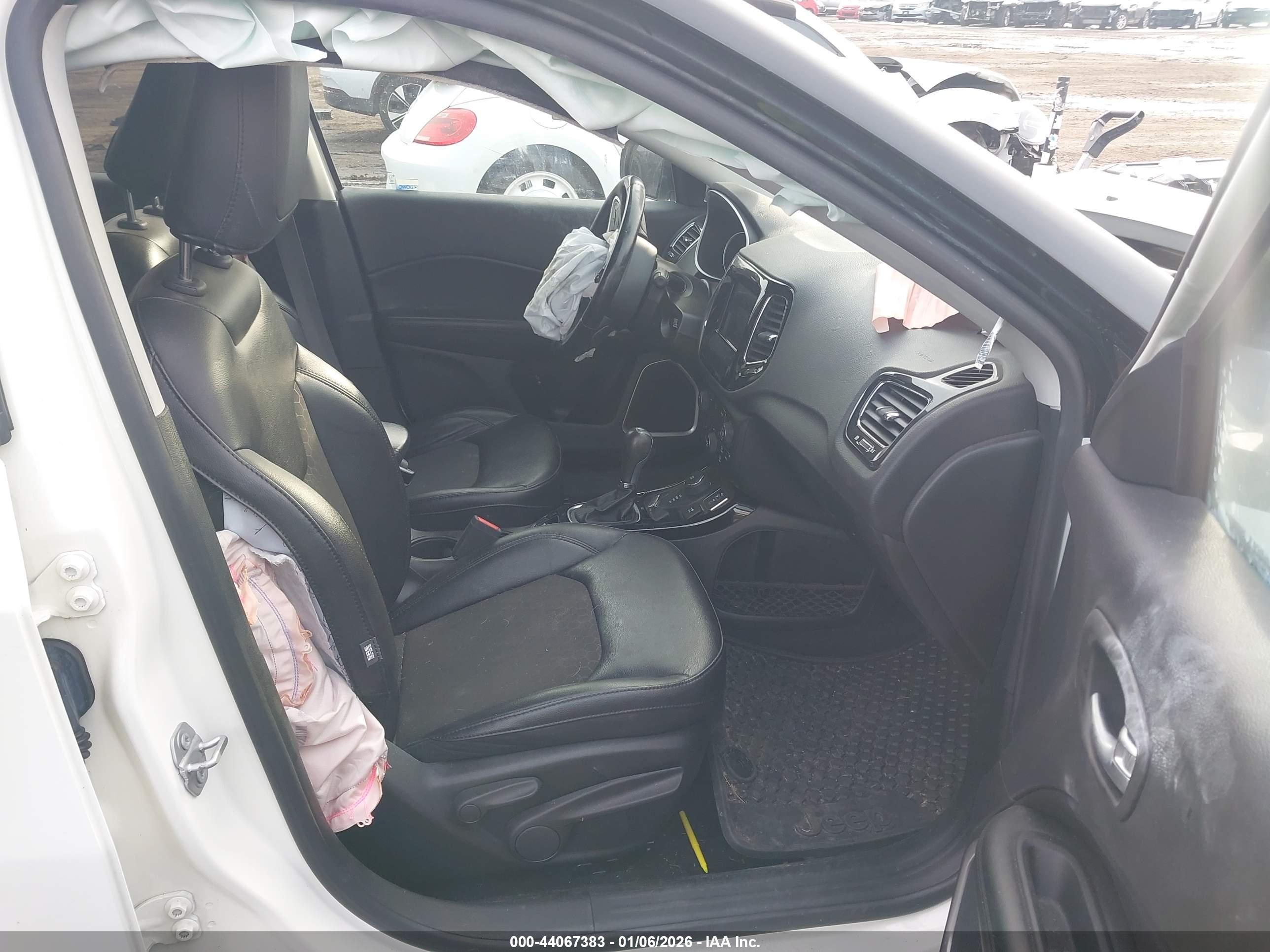 JEEP COMPASS image 5