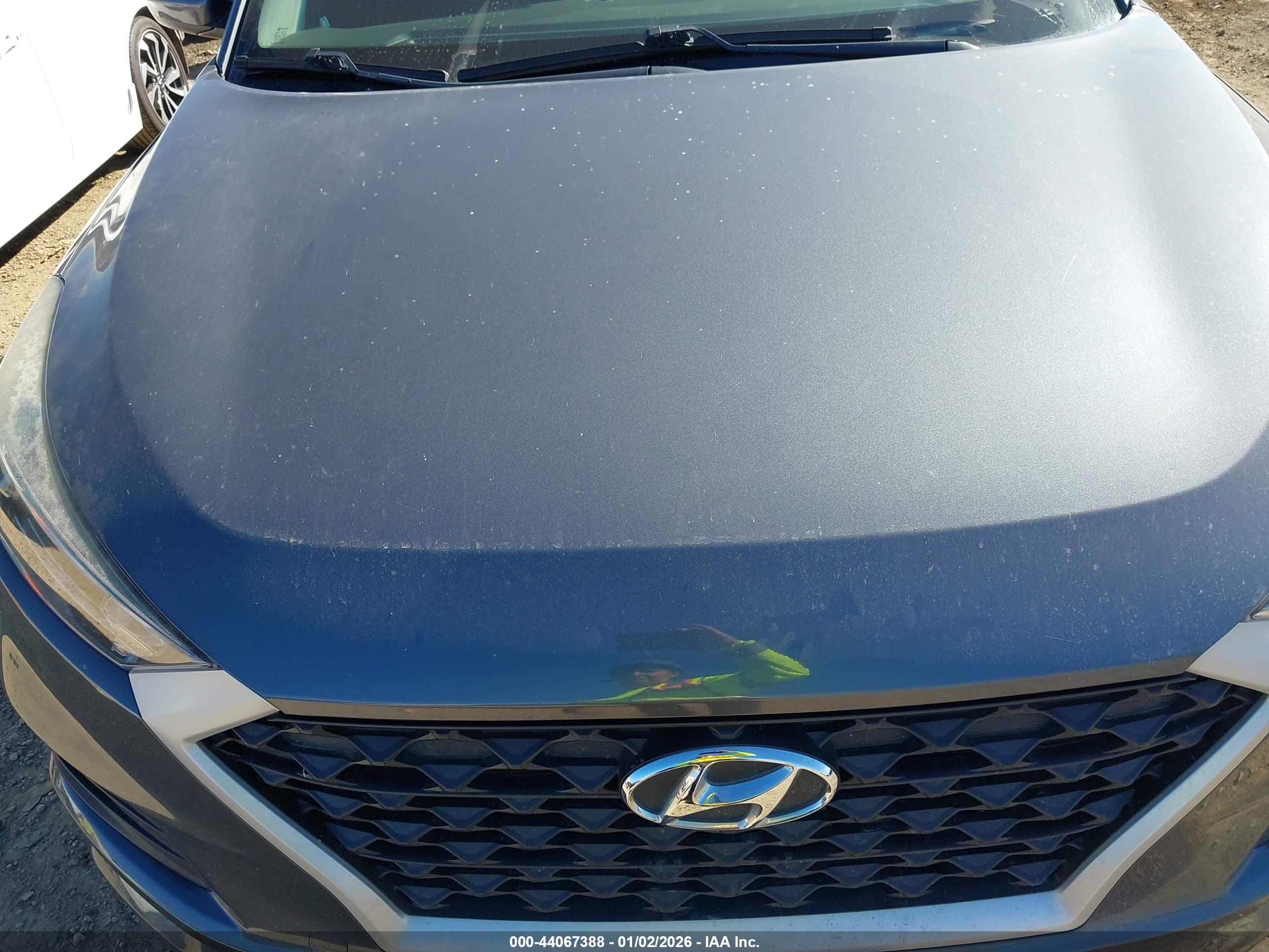 HYUNDAI TUCSON image 6