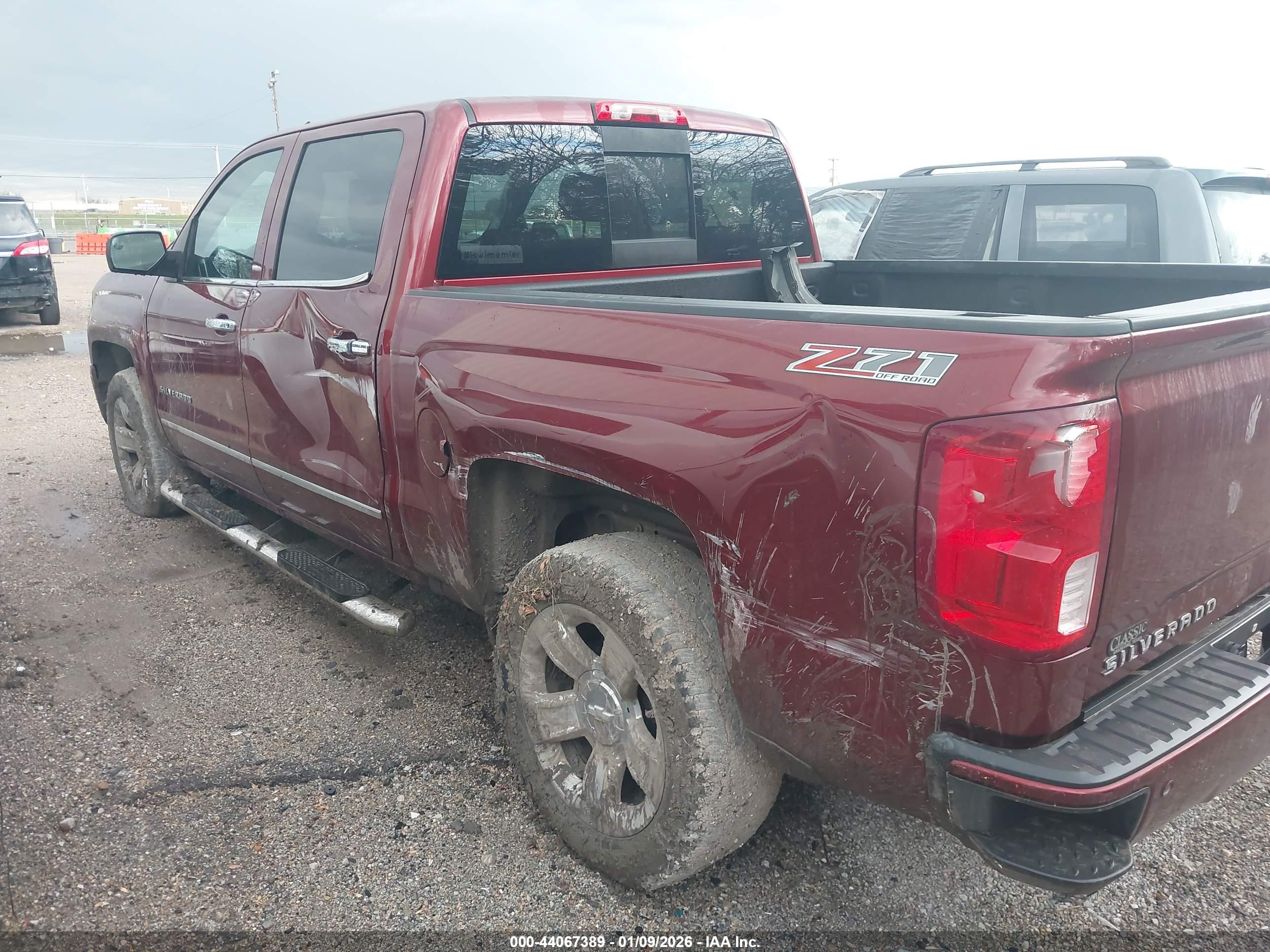 CHEVROLET SILVERADO image 6