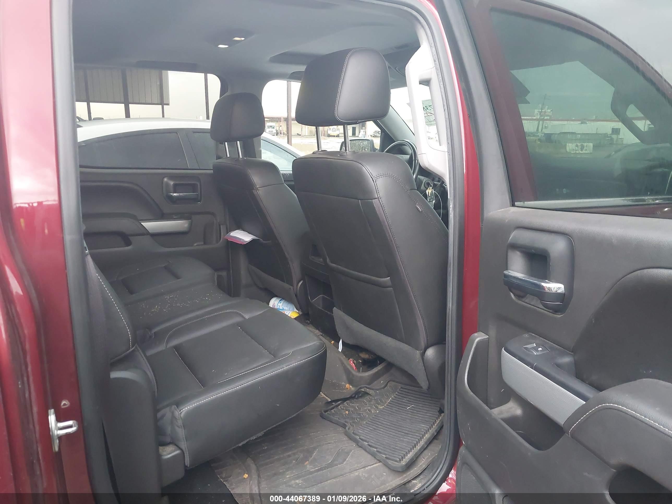 CHEVROLET SILVERADO image 8