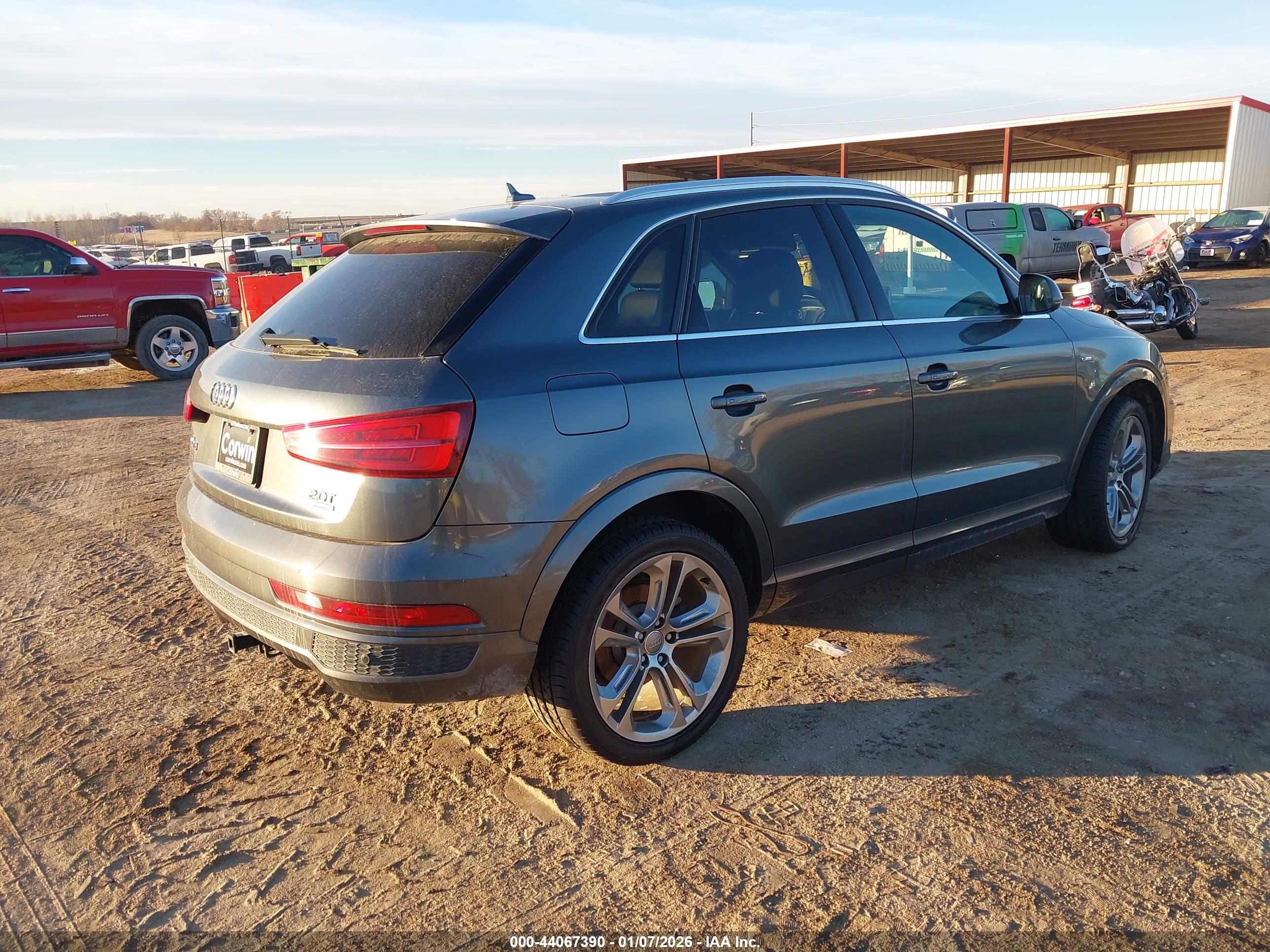AUDI Q3 image 4