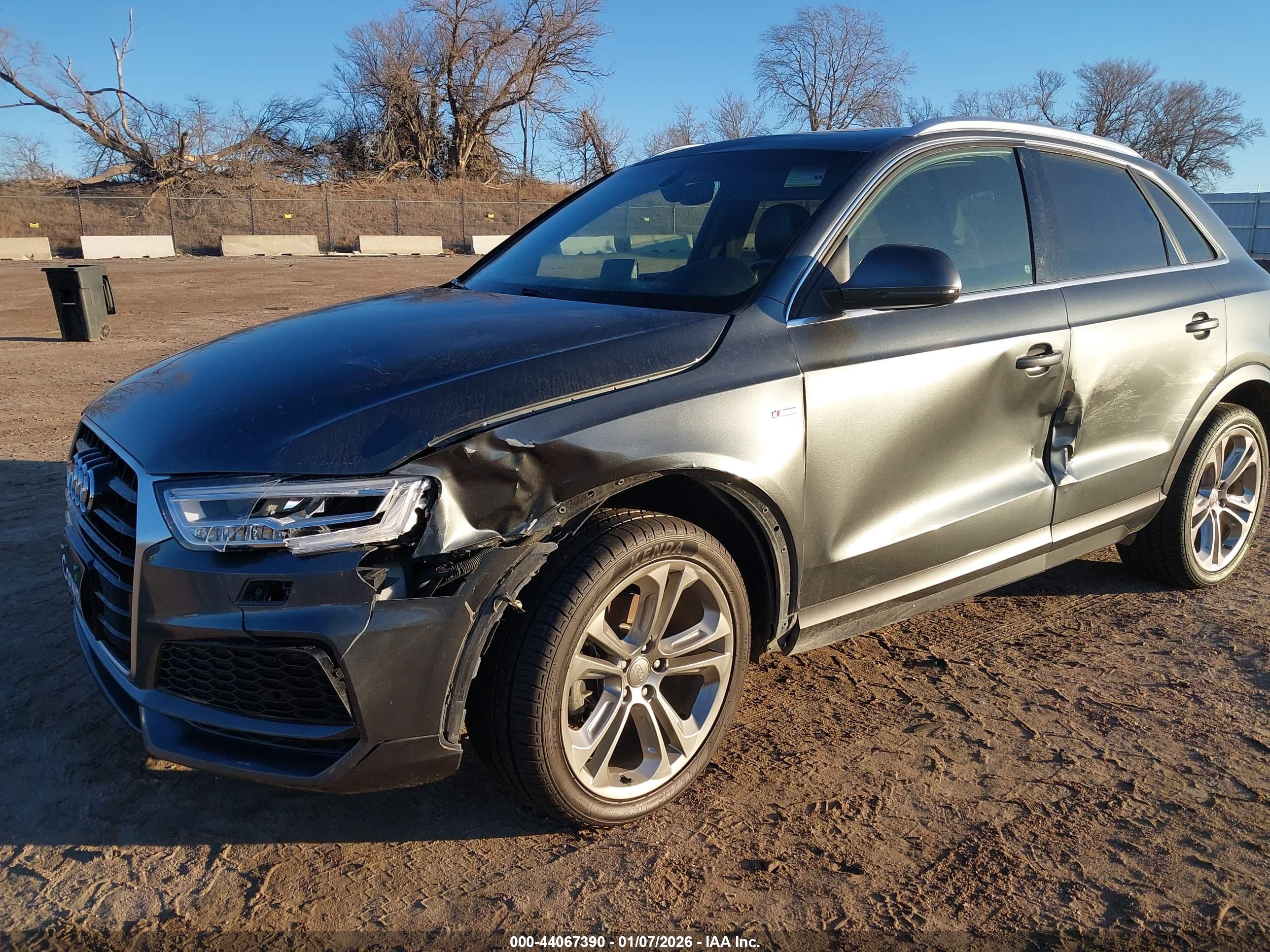 AUDI Q3 image 6