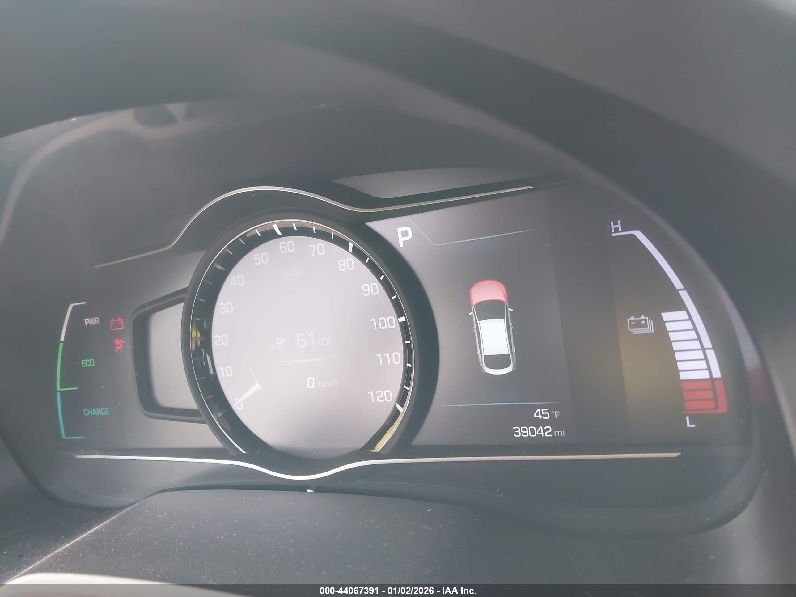 HYUNDAI IONIQ image 7
