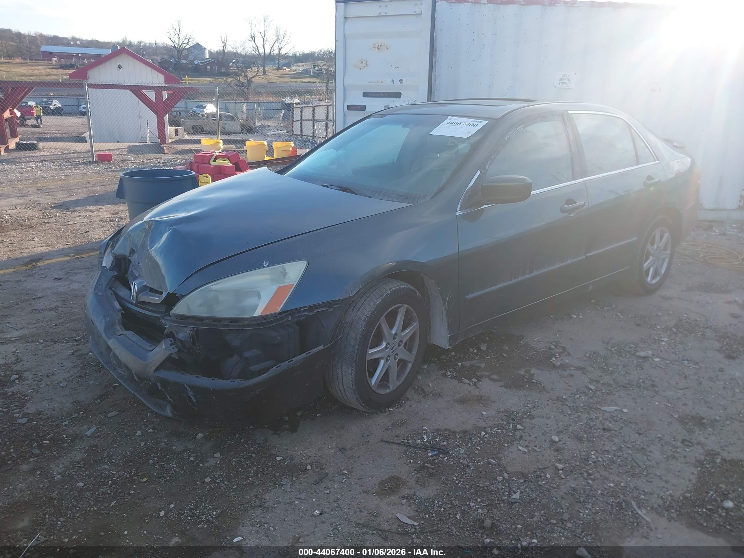 HONDA ACCORD image 2