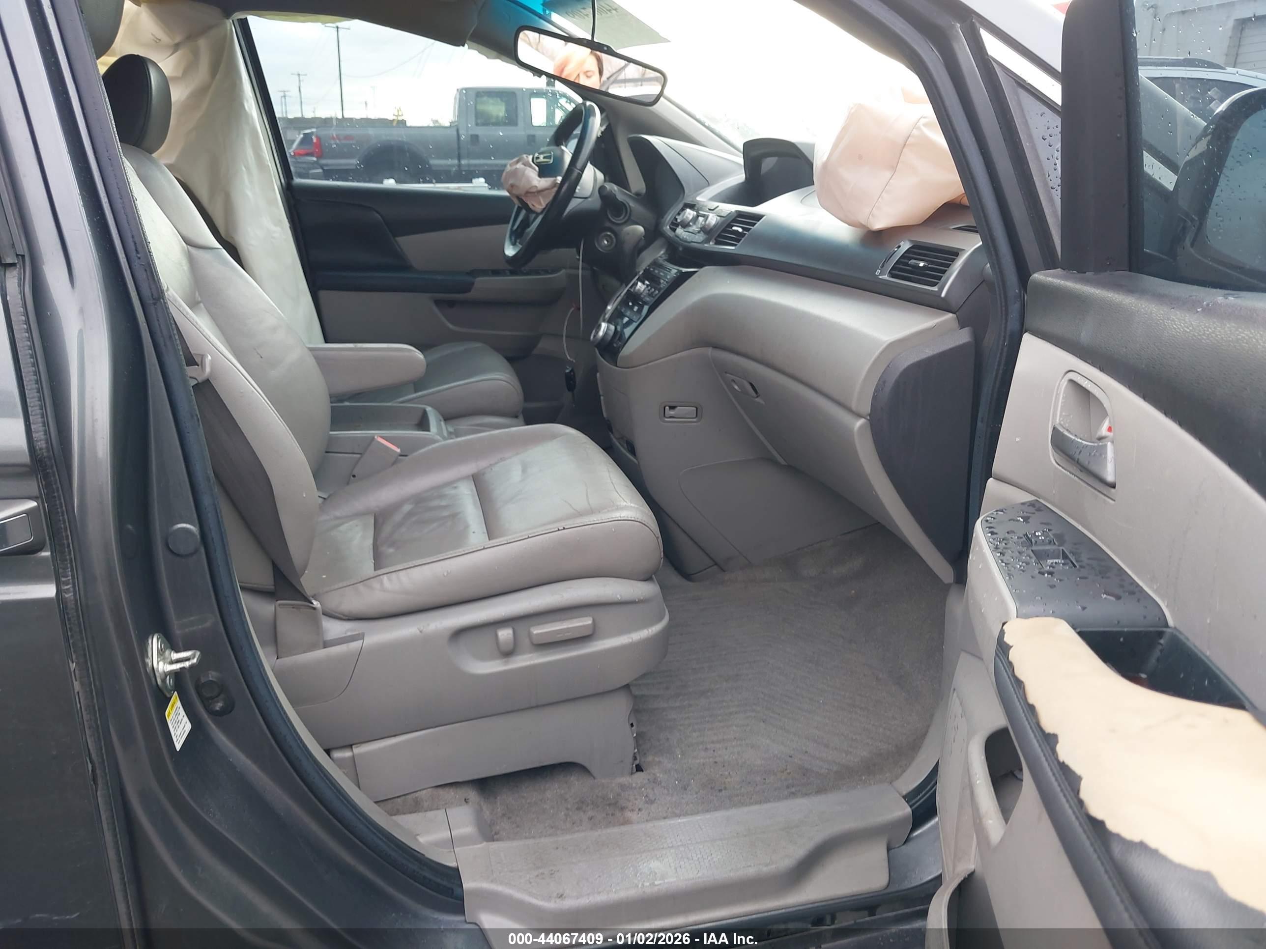 HONDA ODYSSEY image 5