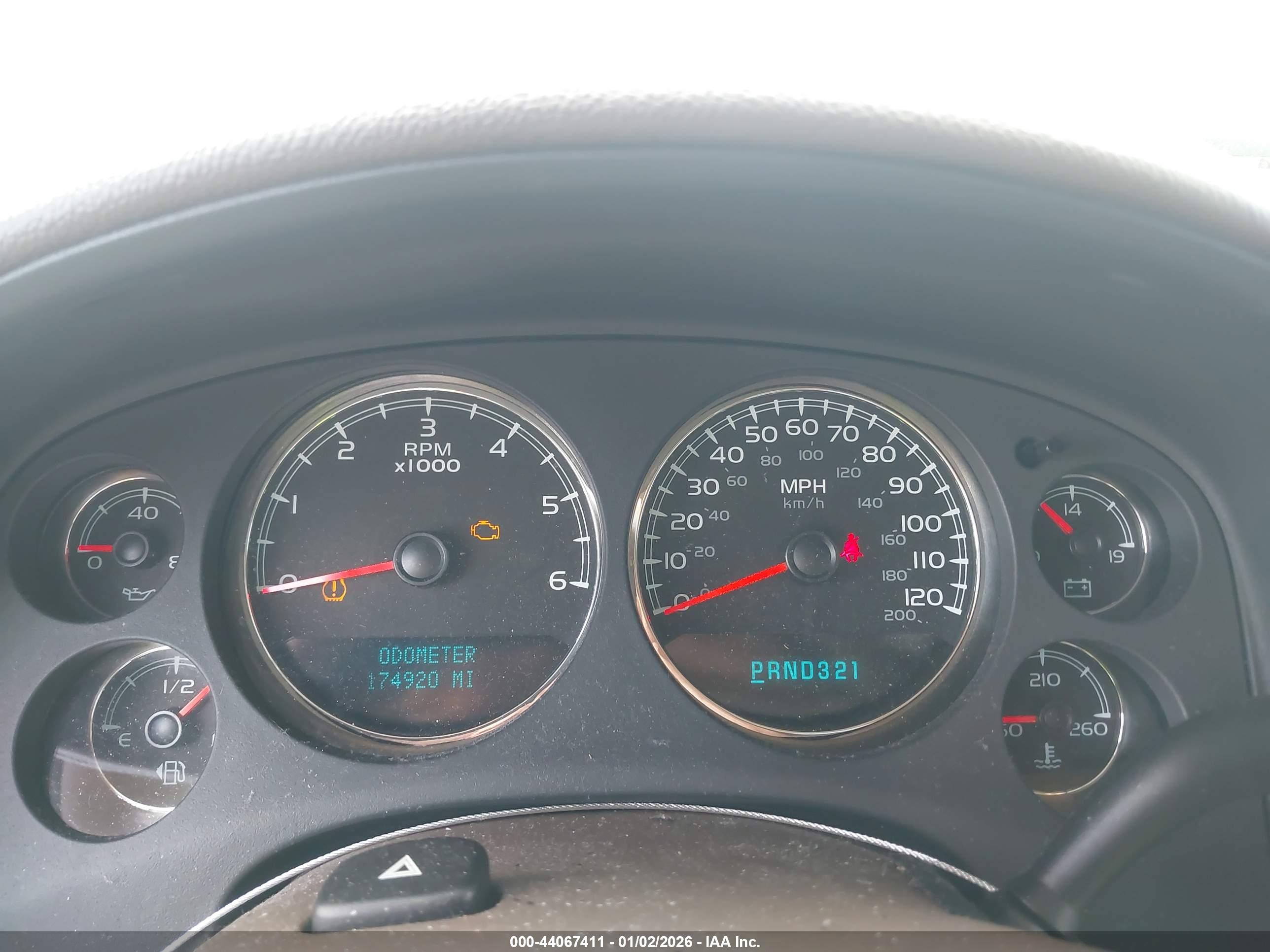 GMC YUKON image 7