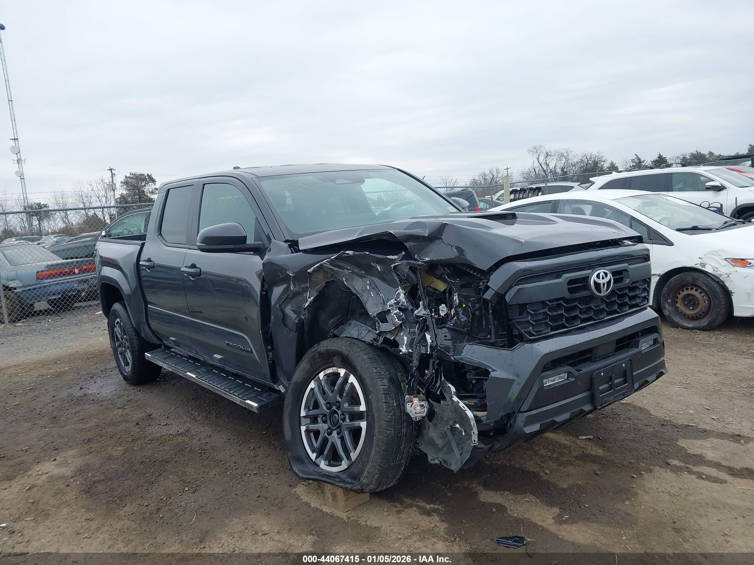 TOYOTA TACOMA image 6