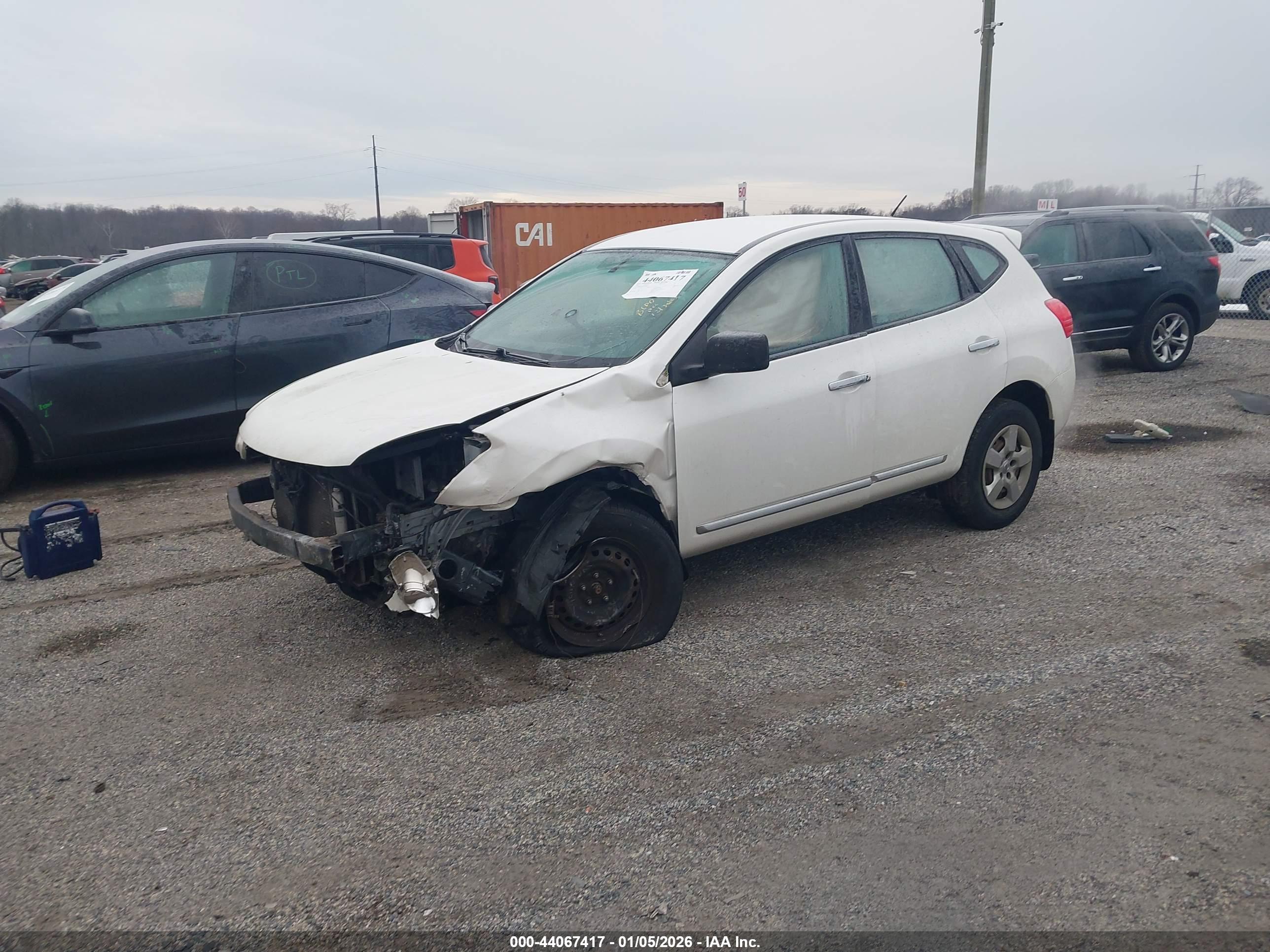NISSAN ROGUE image 2