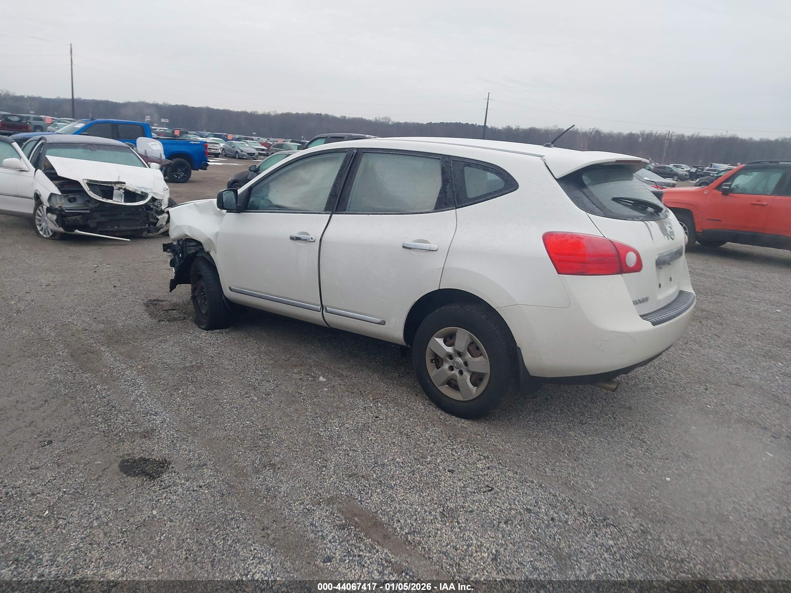 NISSAN ROGUE image 3