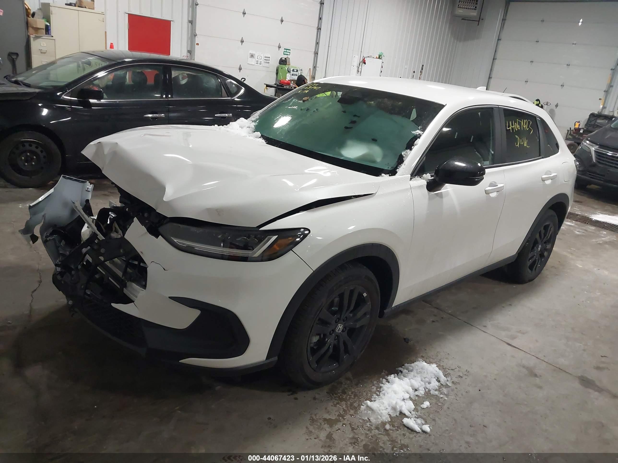 HONDA HR-V image 2