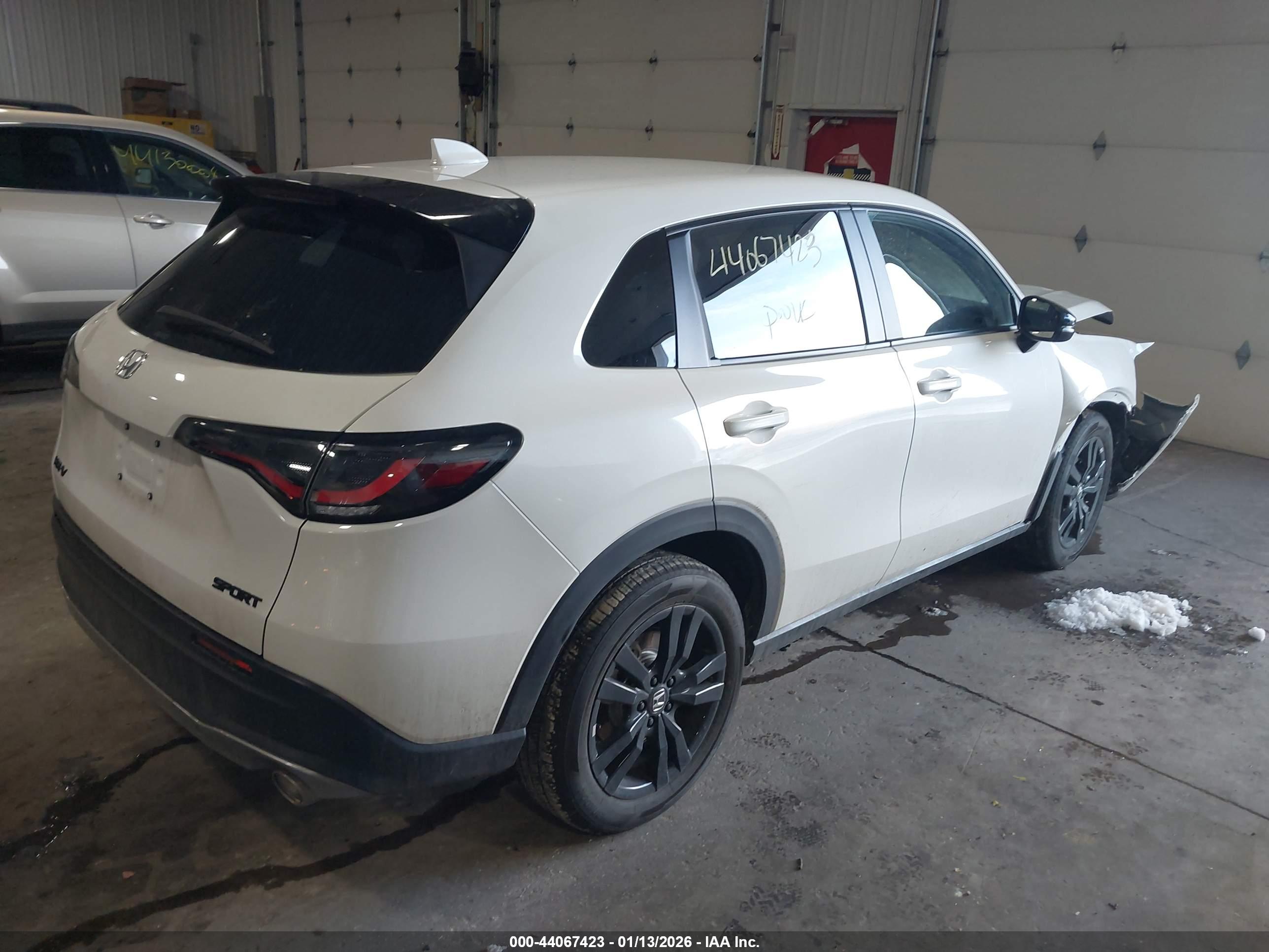 HONDA HR-V image 4