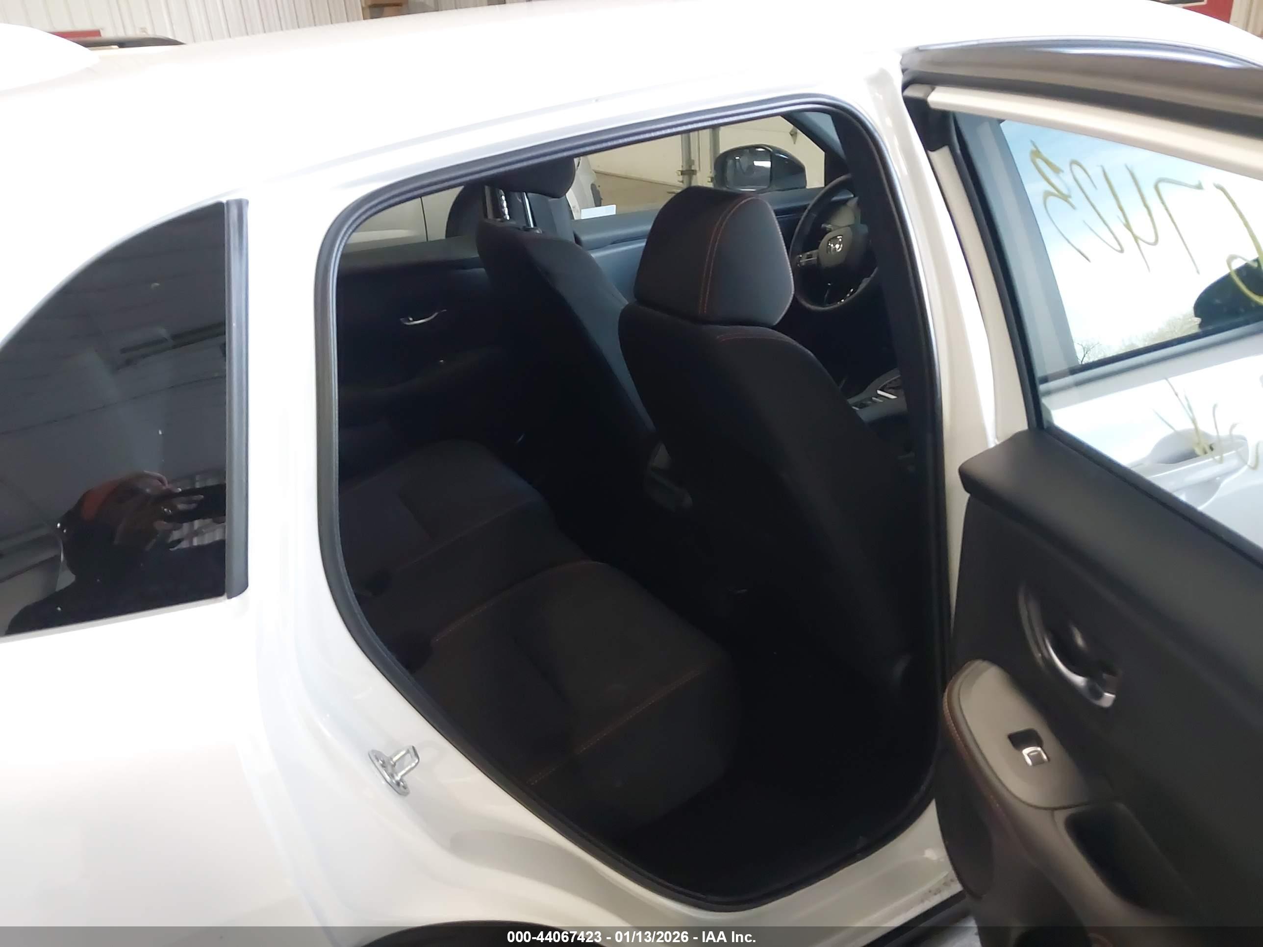 HONDA HR-V image 8