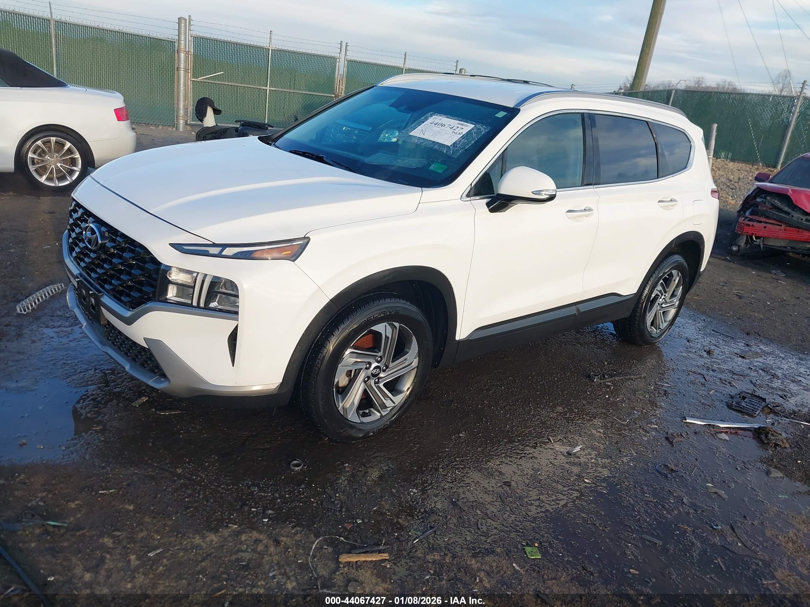 HYUNDAI SANTA image 2