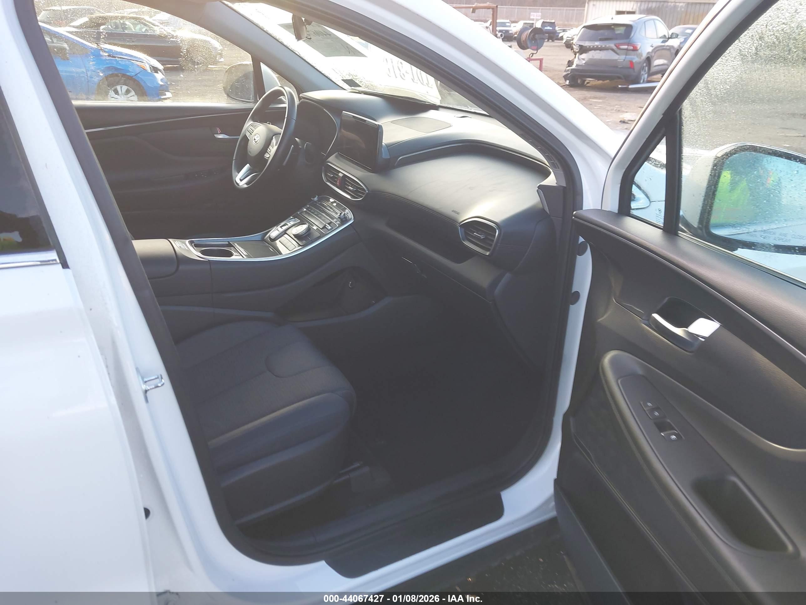 HYUNDAI SANTA image 5