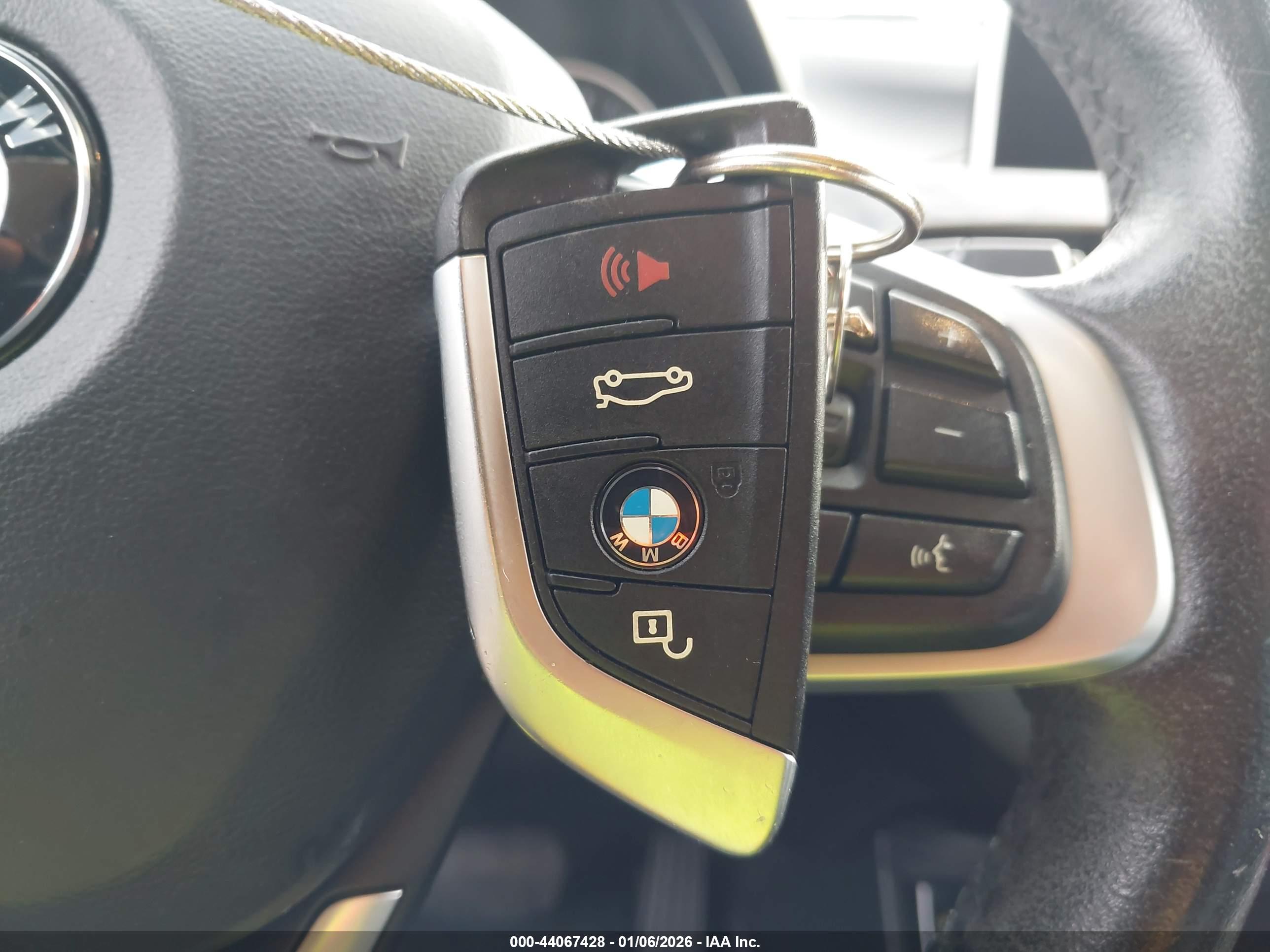 BMW X1 image 11