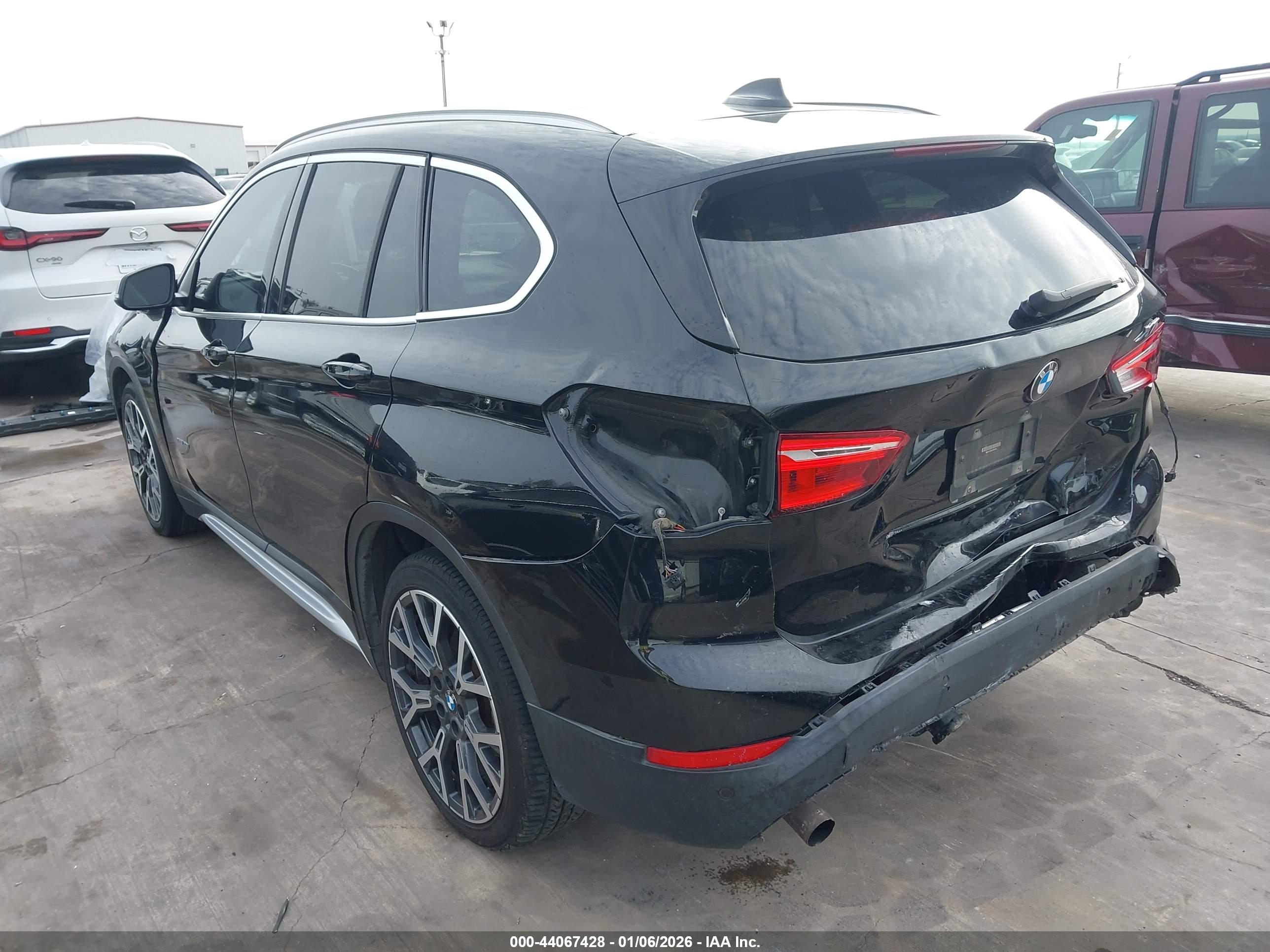BMW X1 image 3