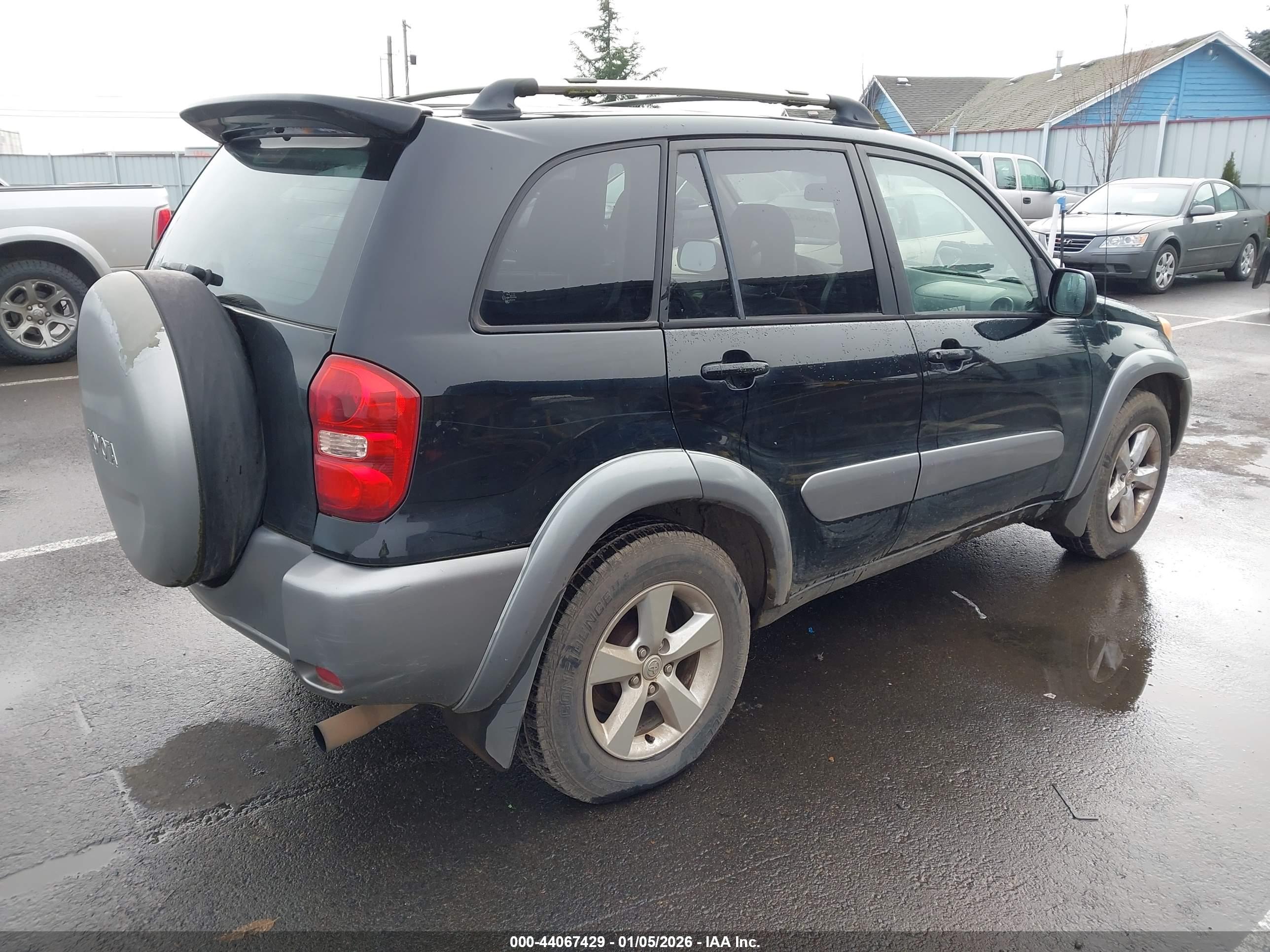 TOYOTA RAV4 image 4
