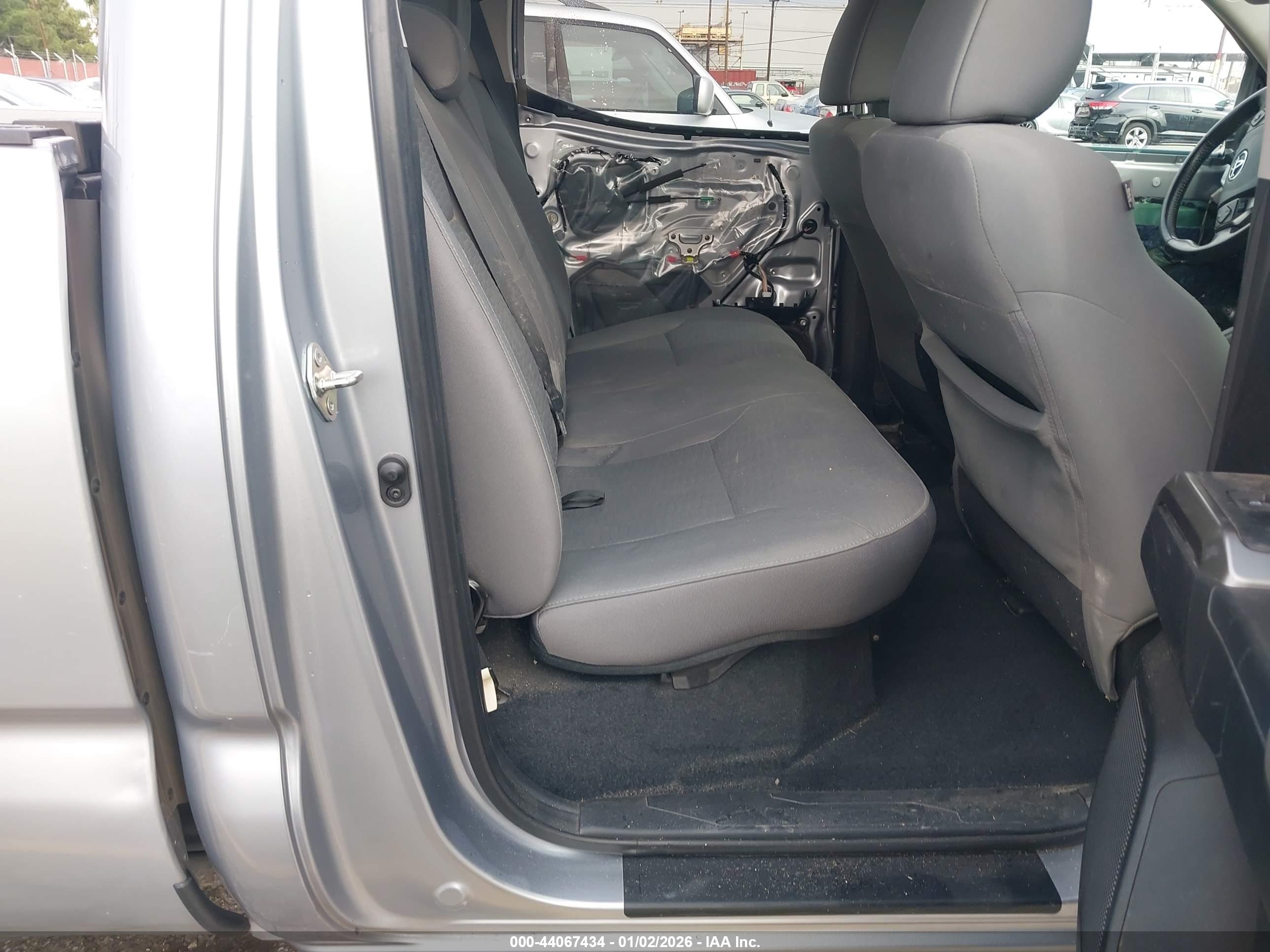 TOYOTA TACOMA image 8
