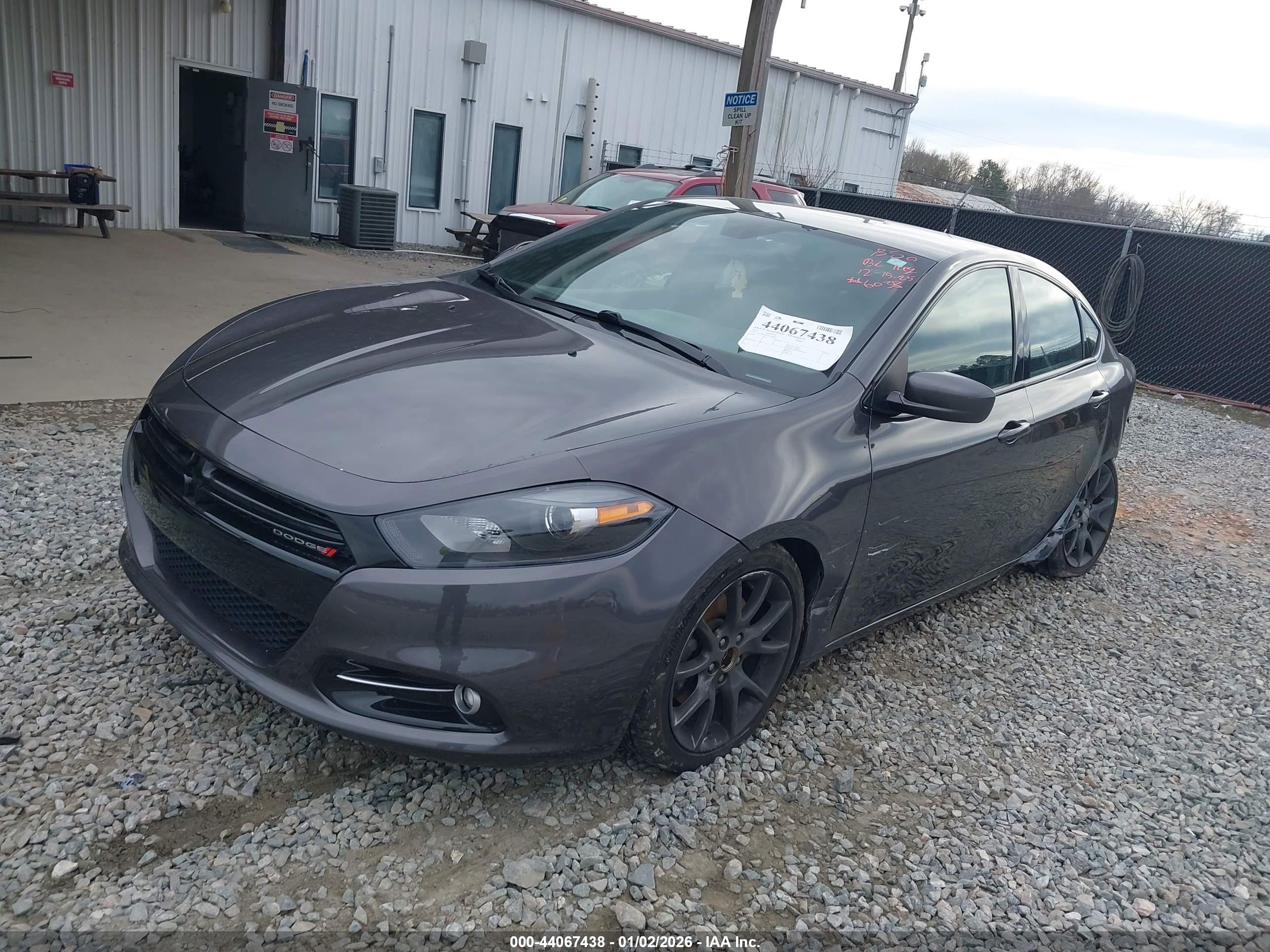 DODGE DART image 2