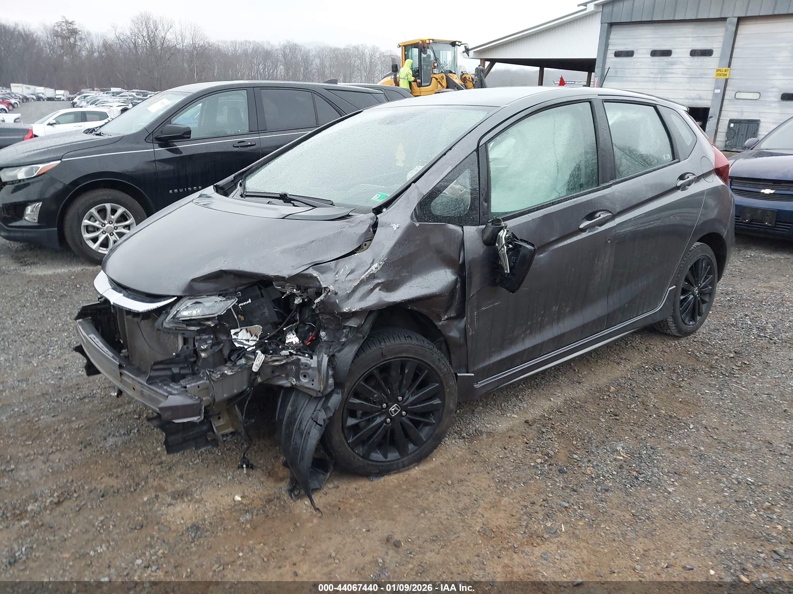 HONDA FIT image 2
