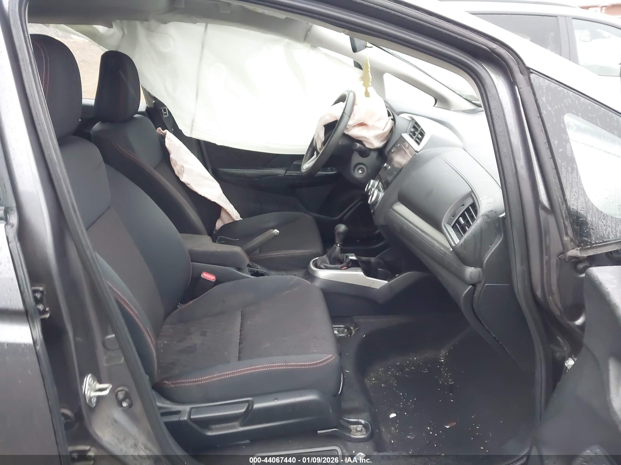 HONDA FIT image 5