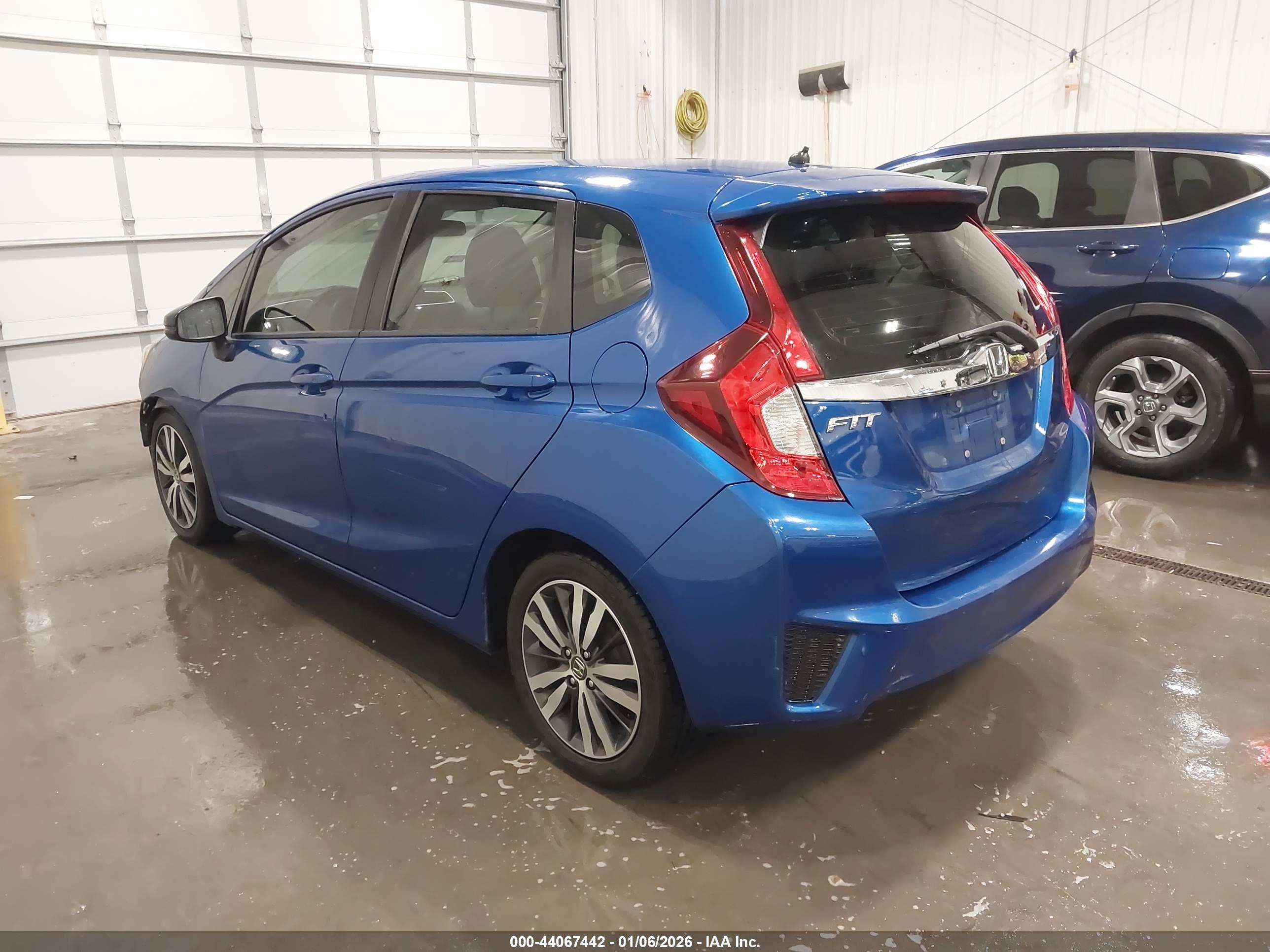 HONDA FIT image 3