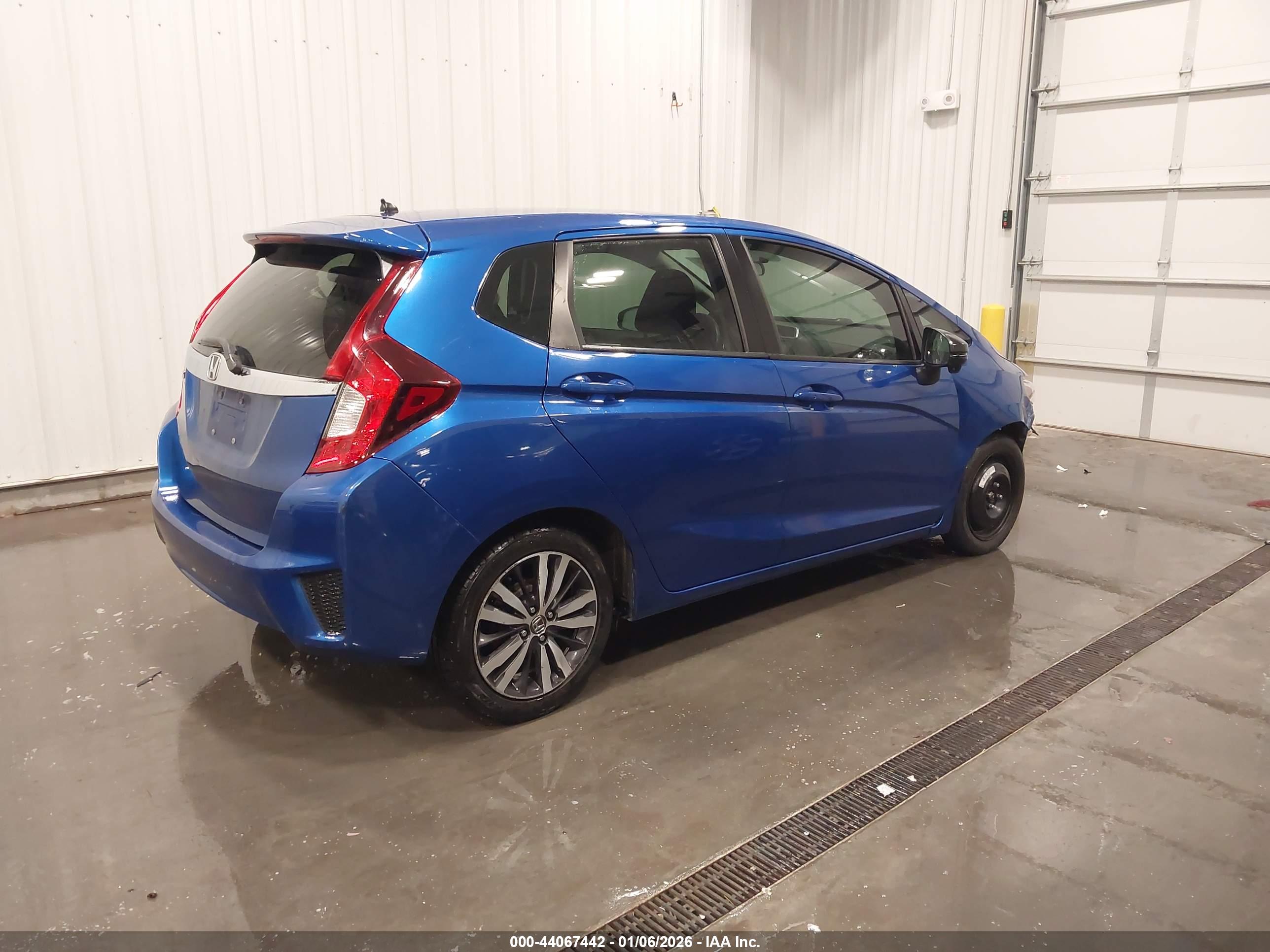 HONDA FIT image 4