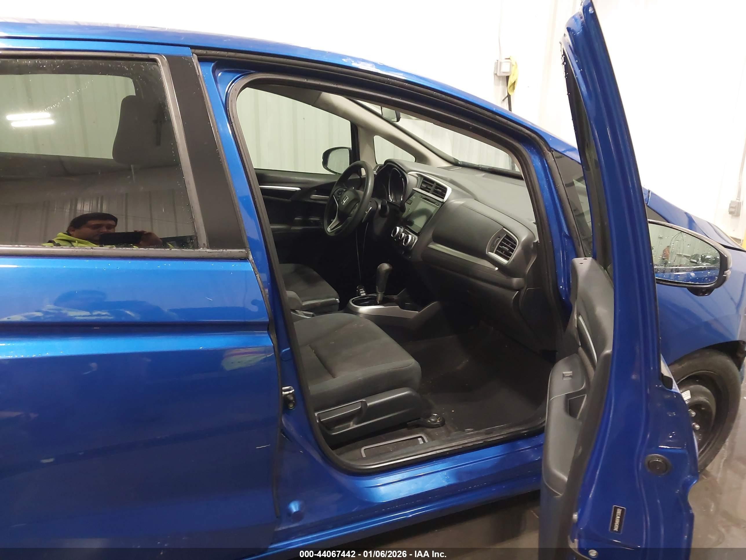 HONDA FIT image 5