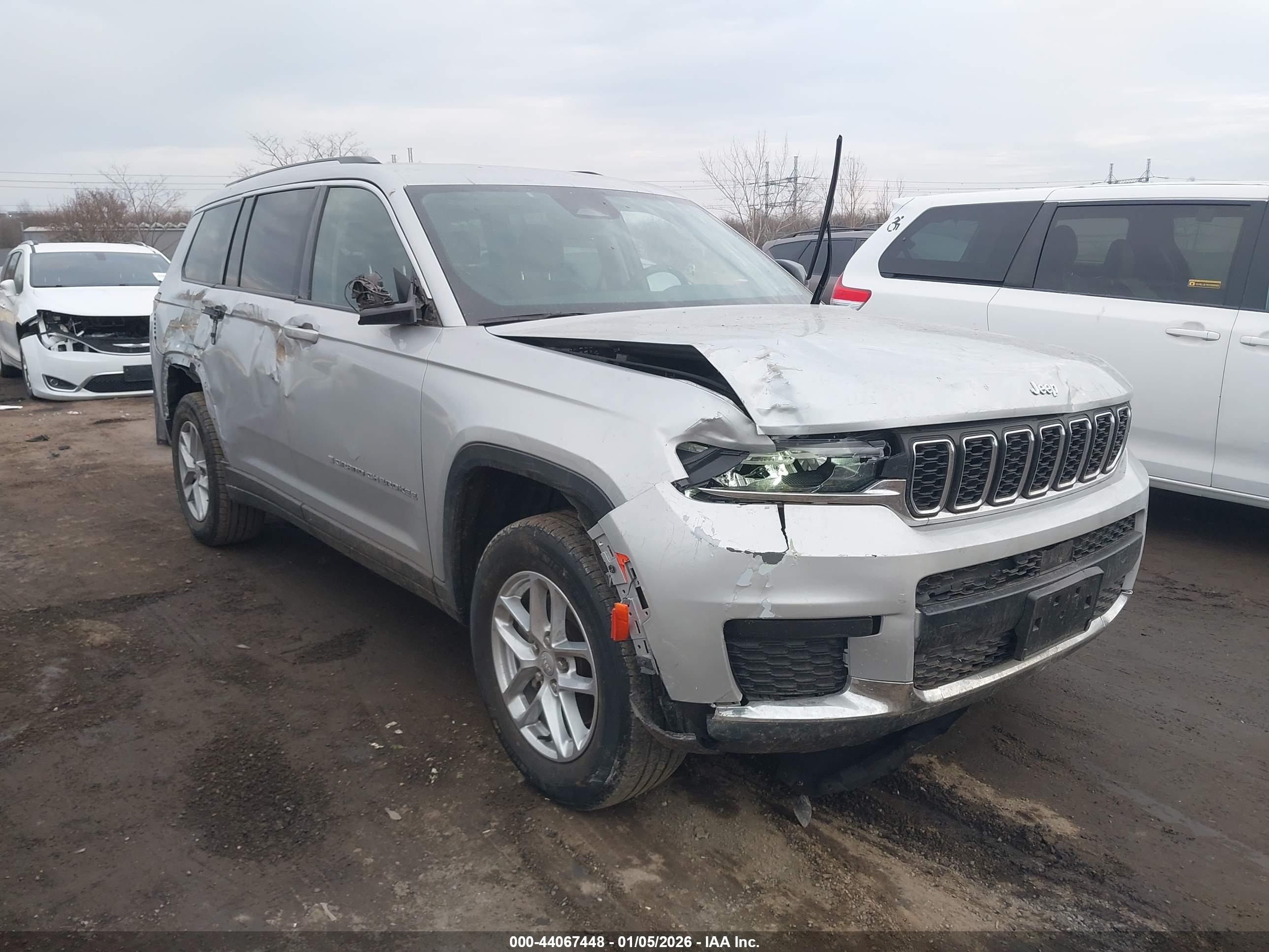 JEEP GRAND image 6