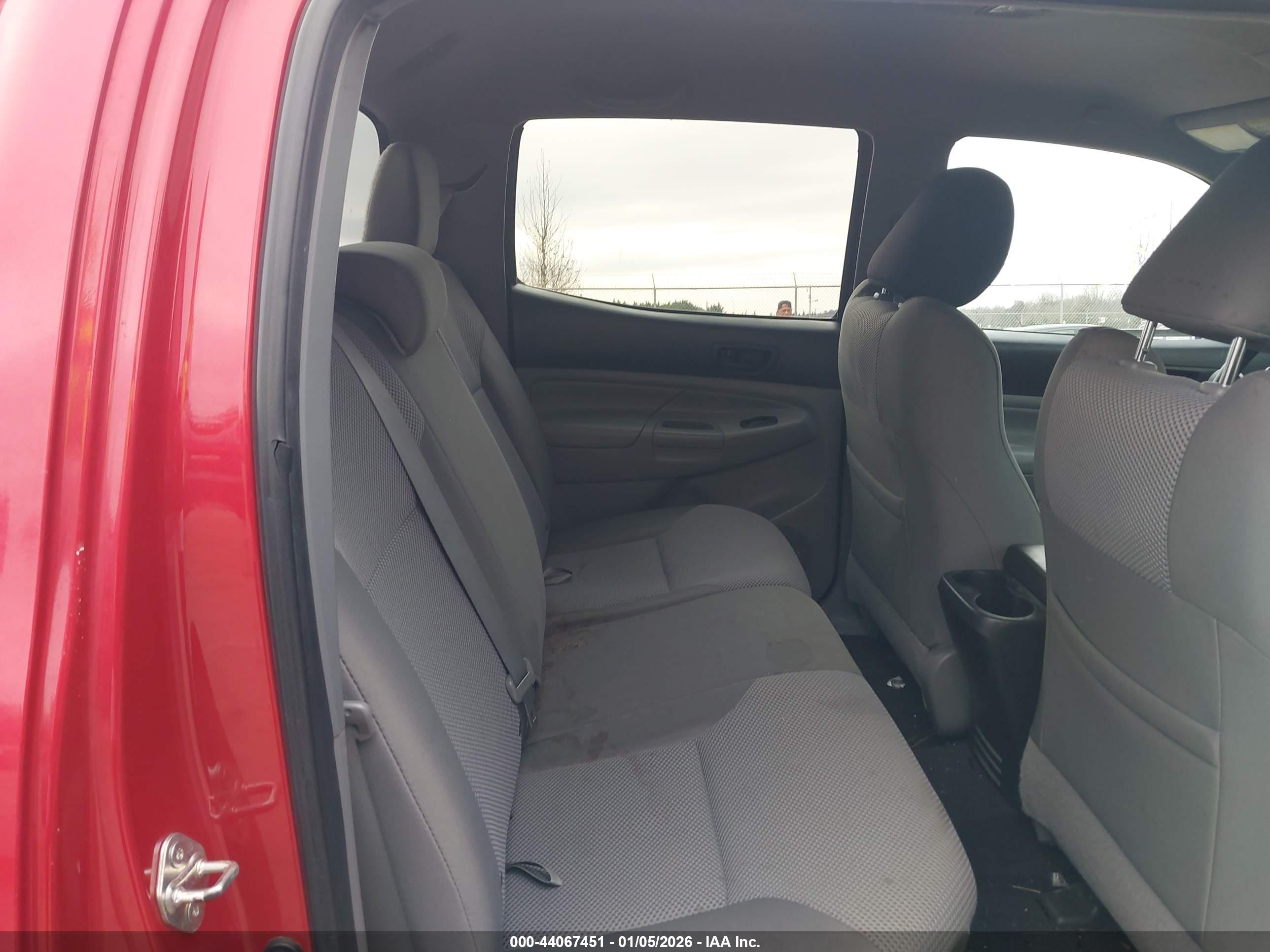 TOYOTA TACOMA image 8