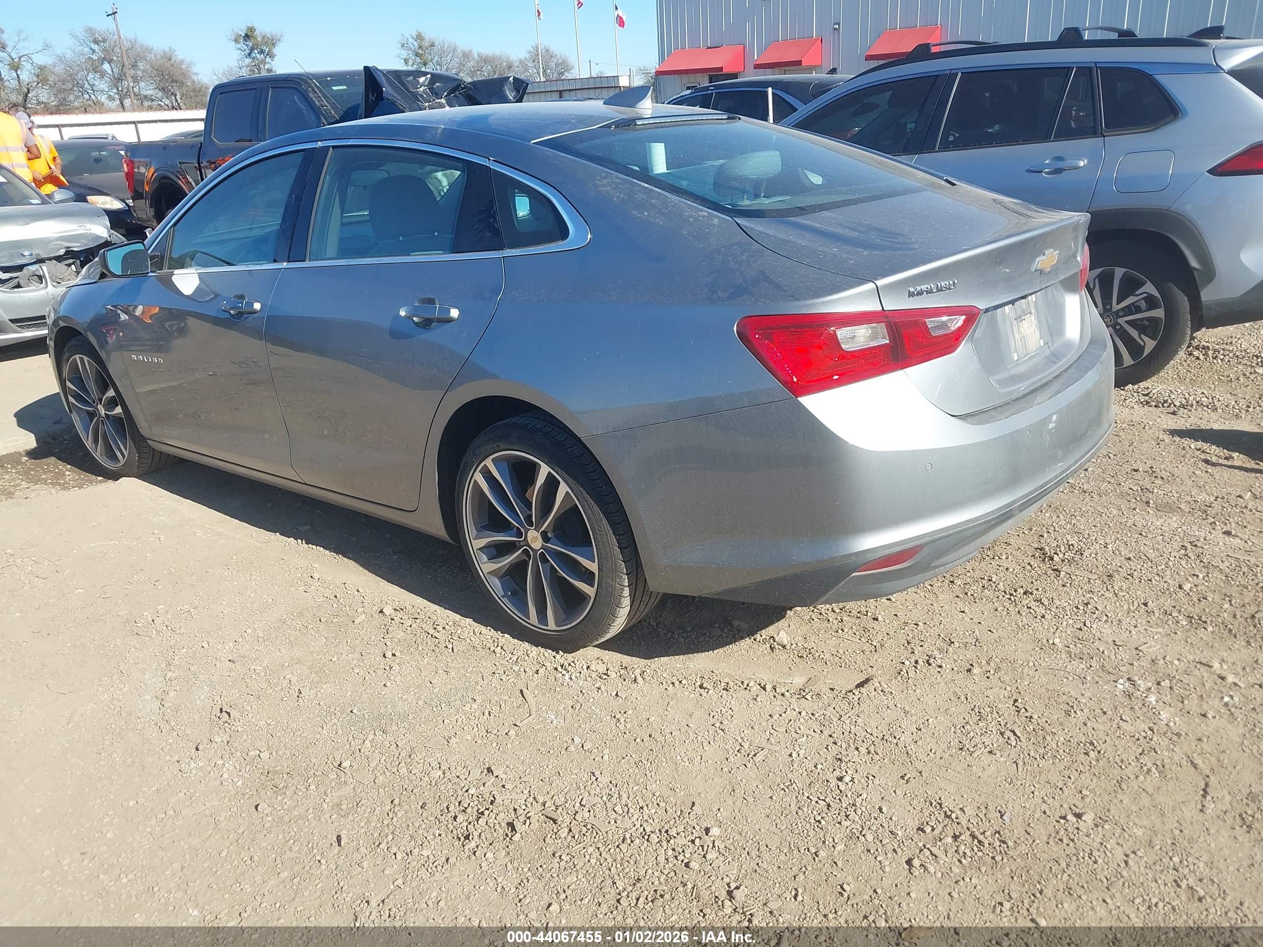 CHEVROLET MALIBU image 3
