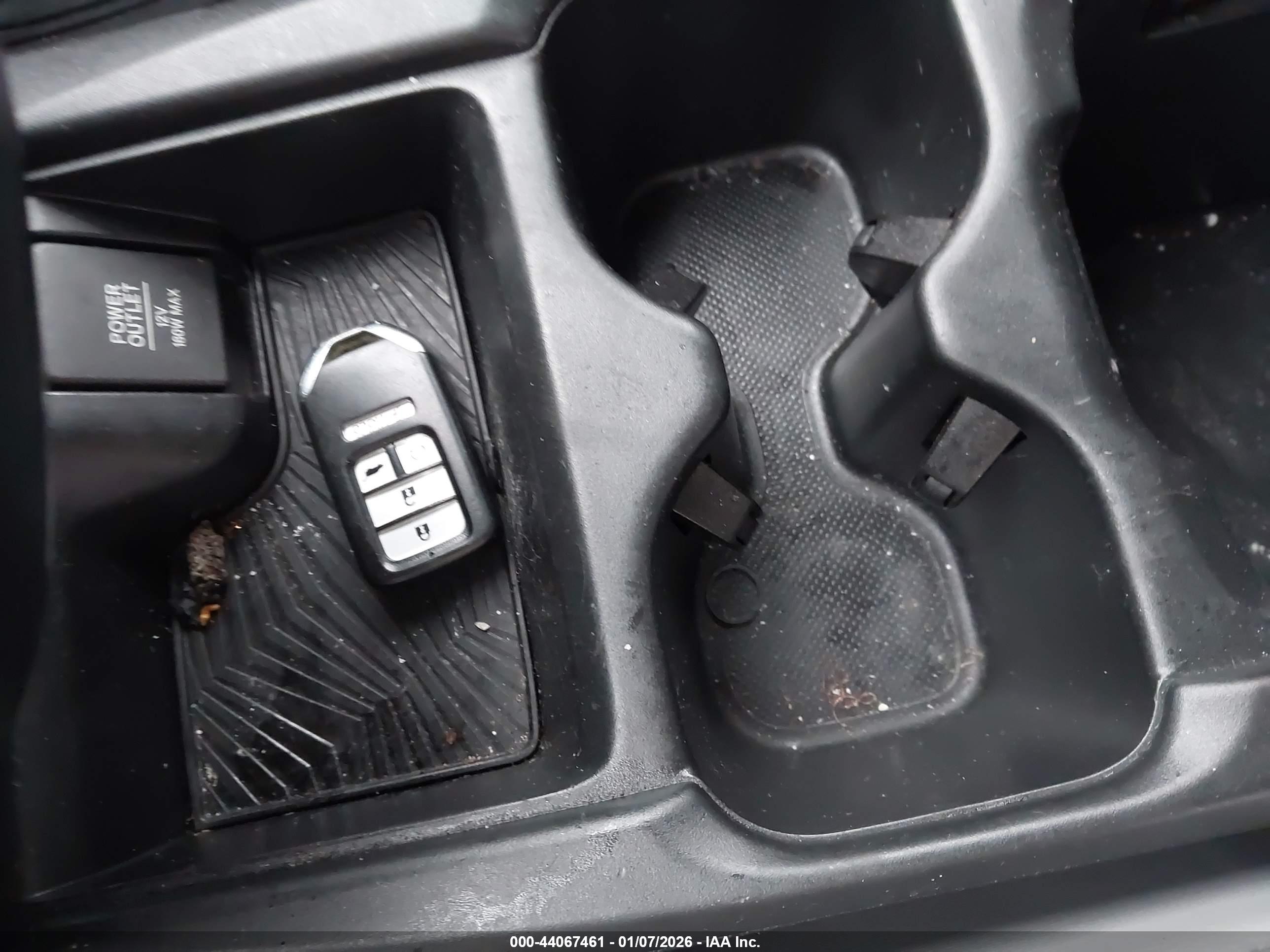 HONDA CR-V image 11