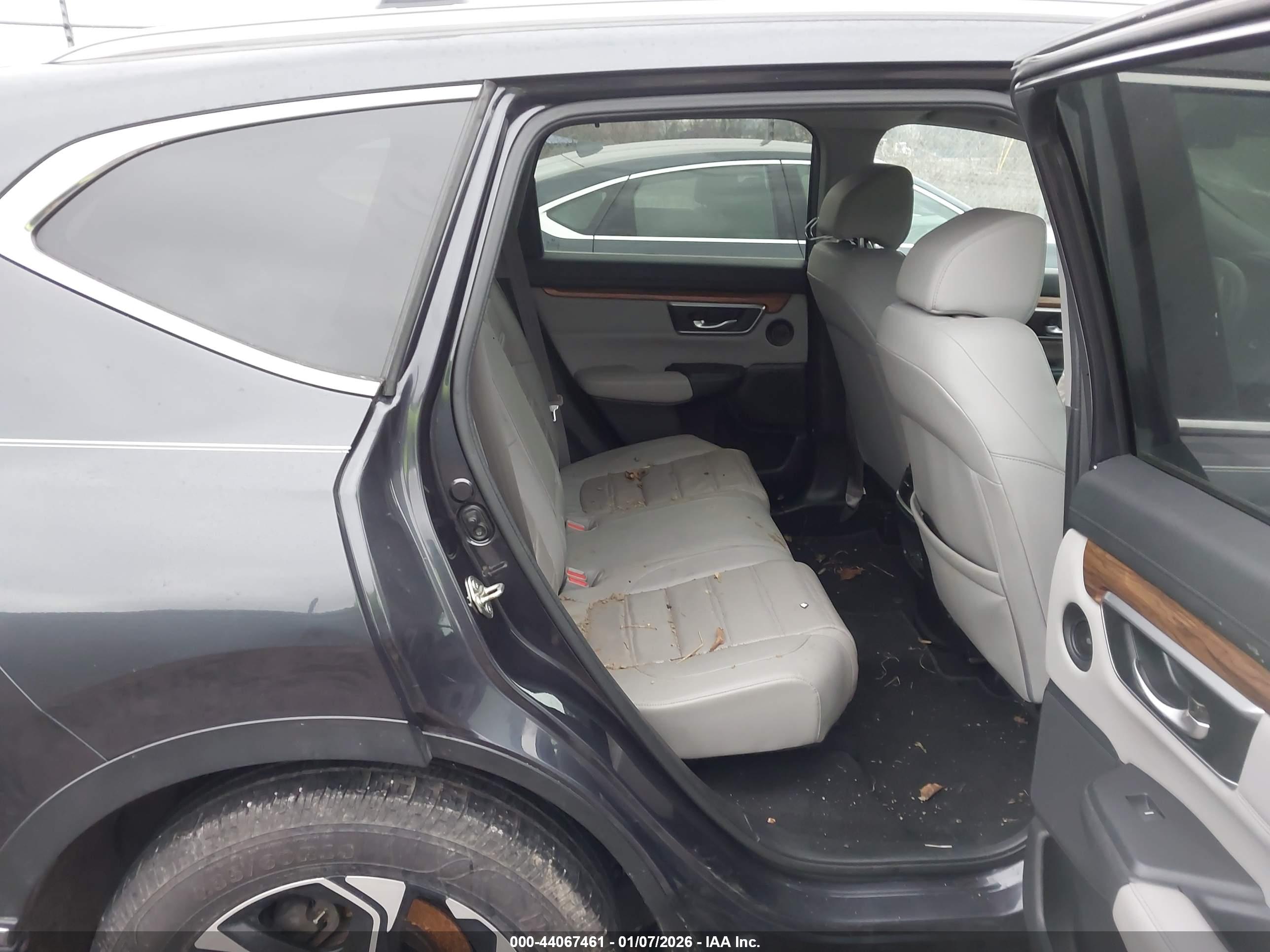 HONDA CR-V image 8