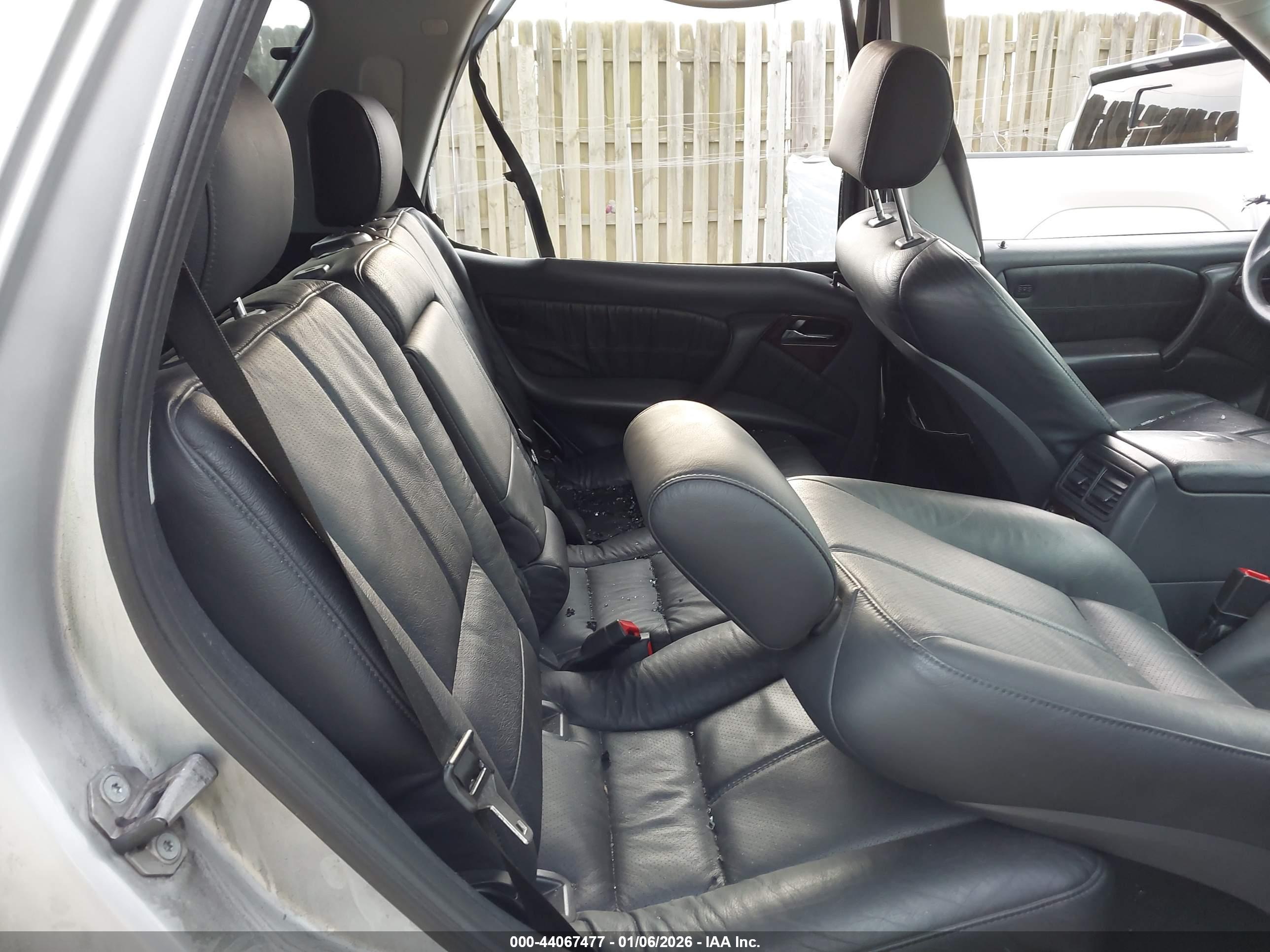 MERCEDES-BENZ ML image 8