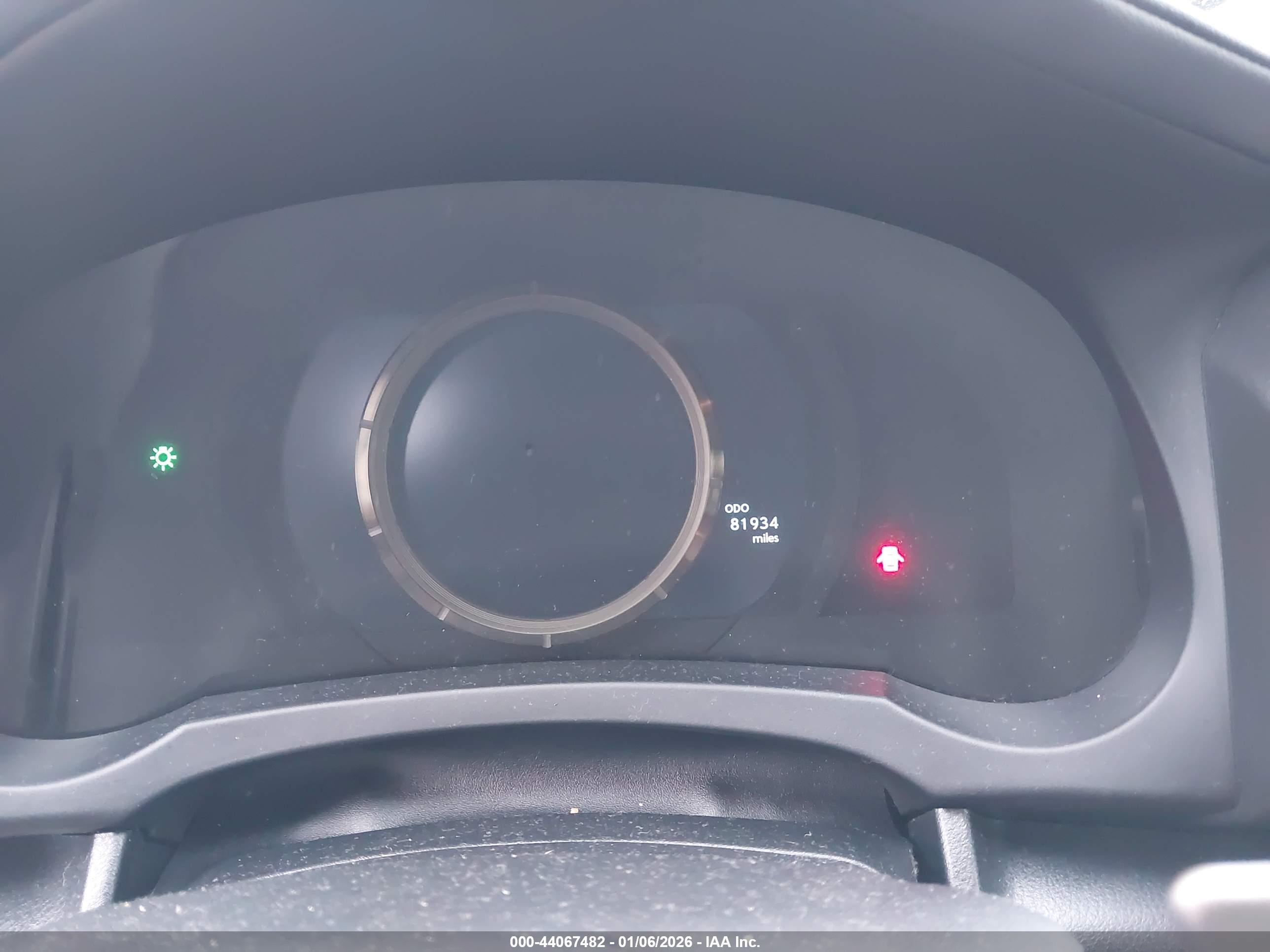 LEXUS IS image 7