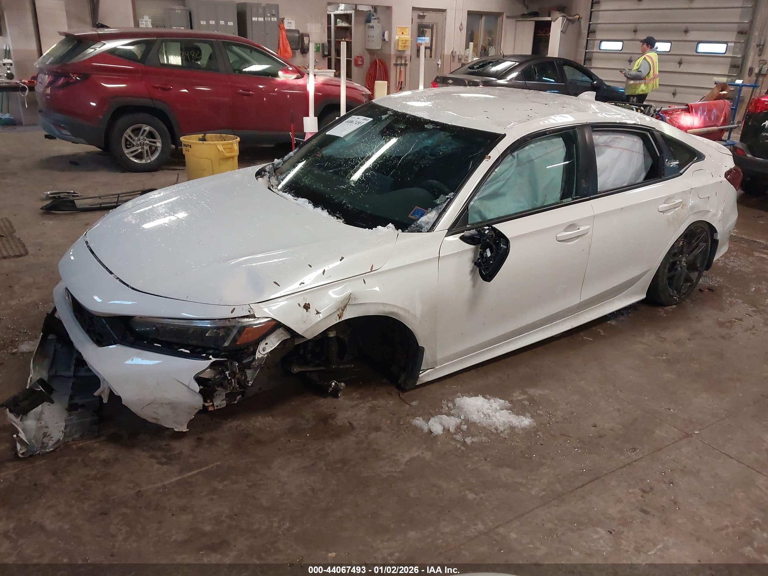 HONDA CIVIC image 2