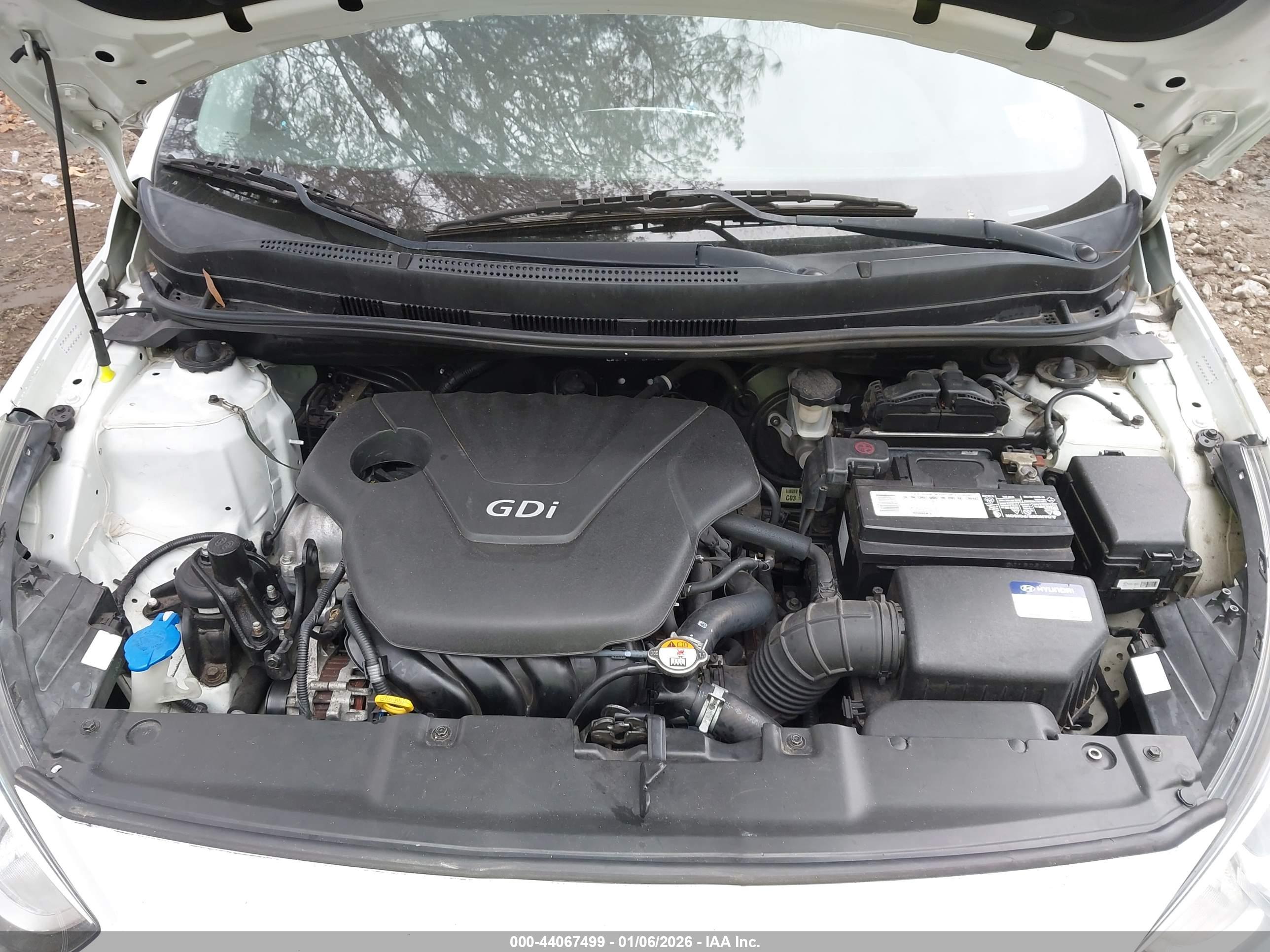 HYUNDAI ACCENT image 10