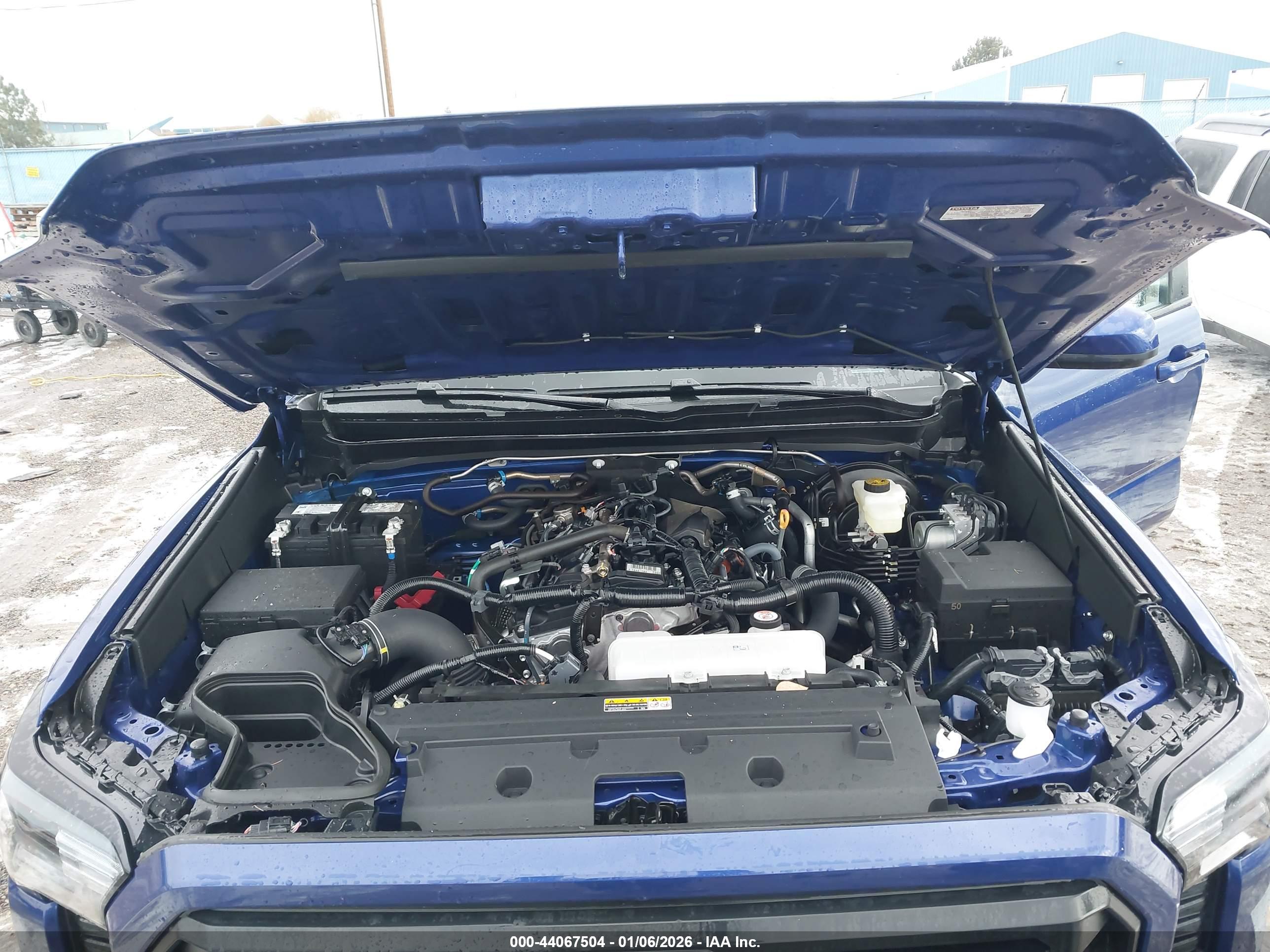 TOYOTA TACOMA image 10