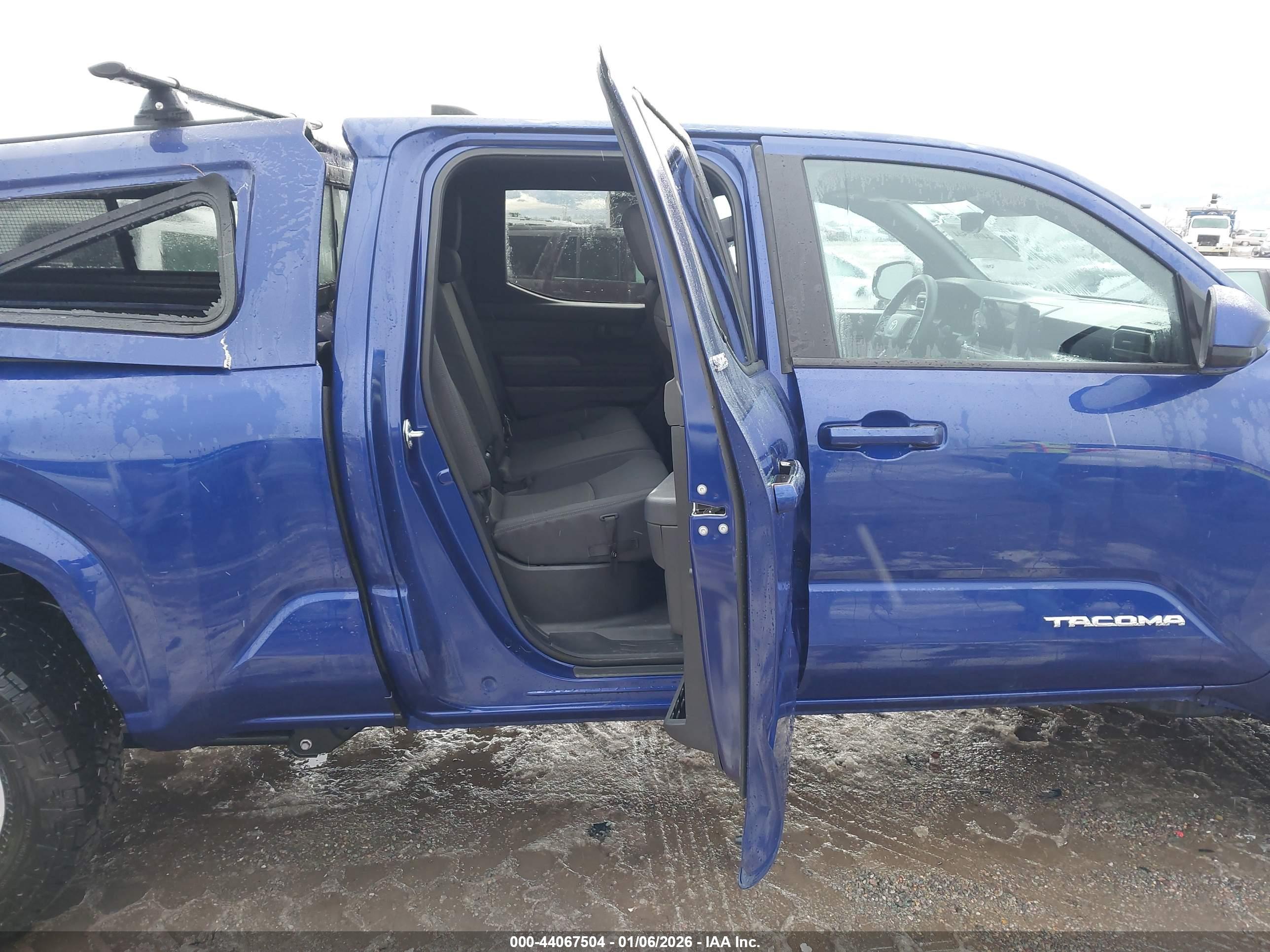 TOYOTA TACOMA image 8
