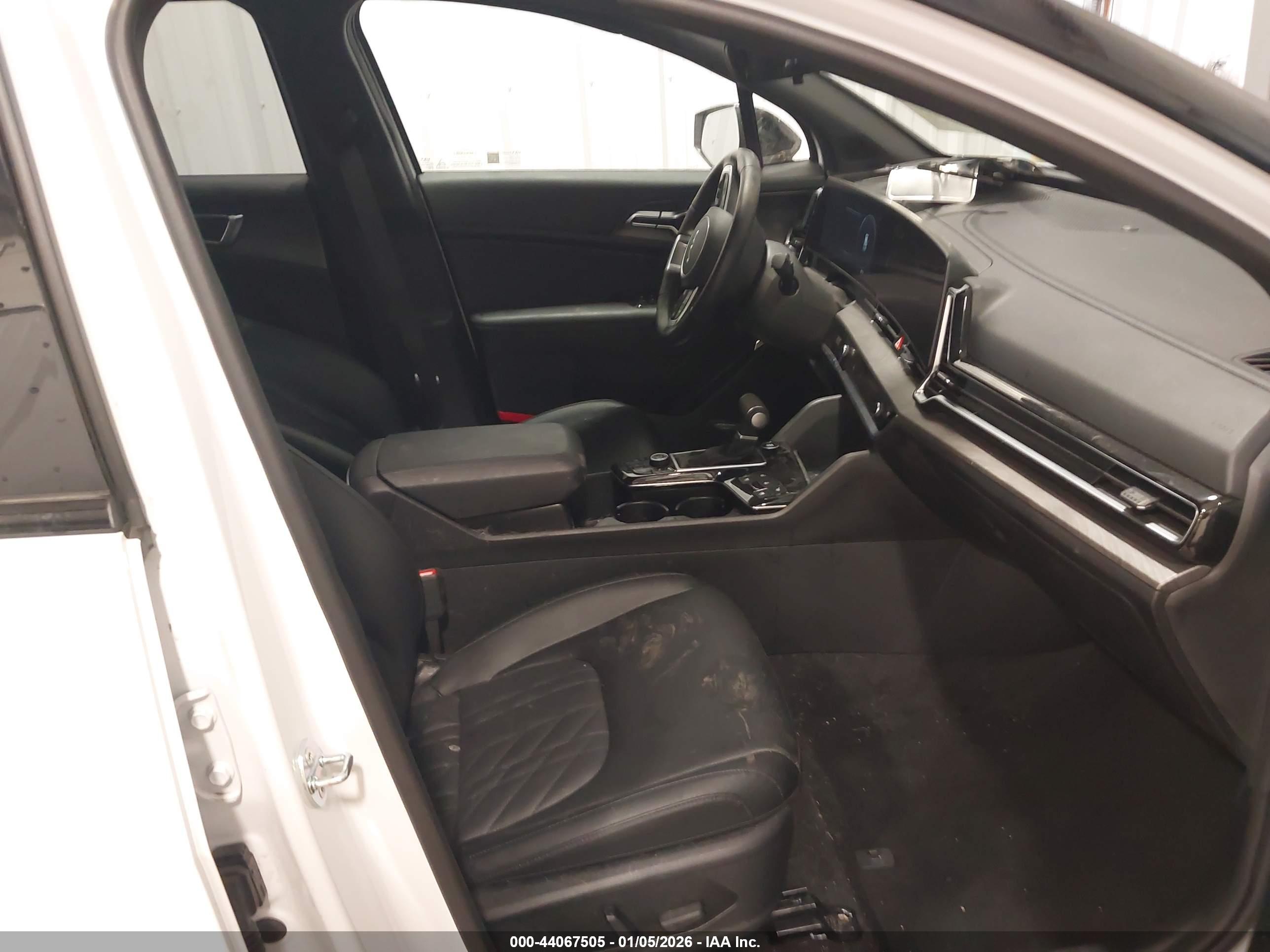 KIA SPORTAGE image 5