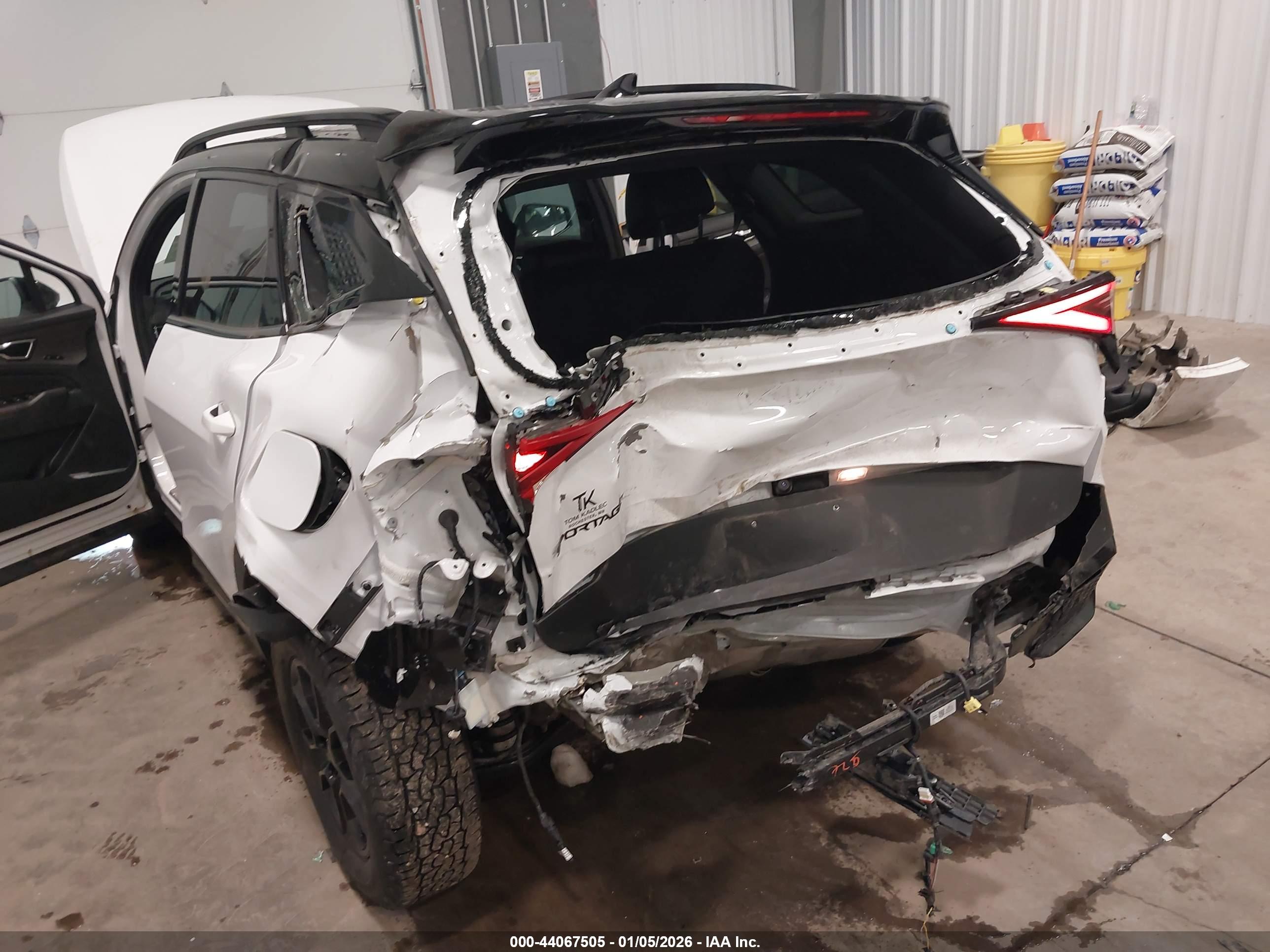 KIA SPORTAGE image 6