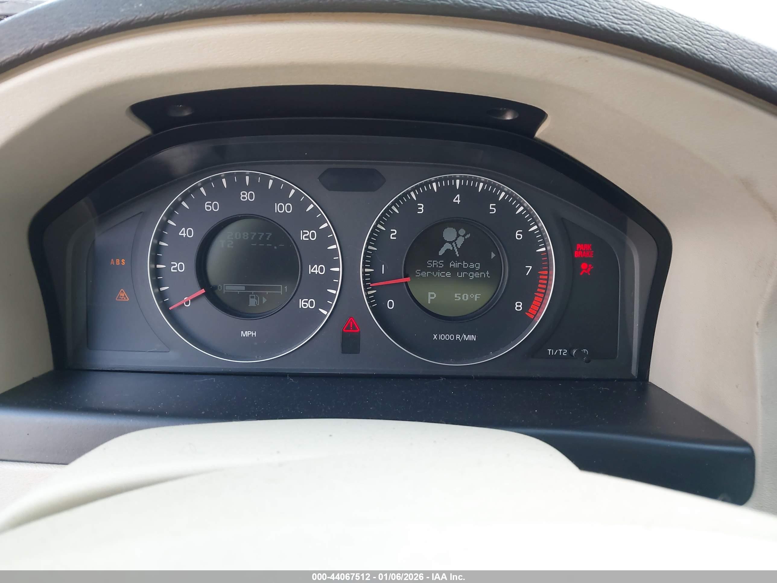 VOLVO S80 image 7