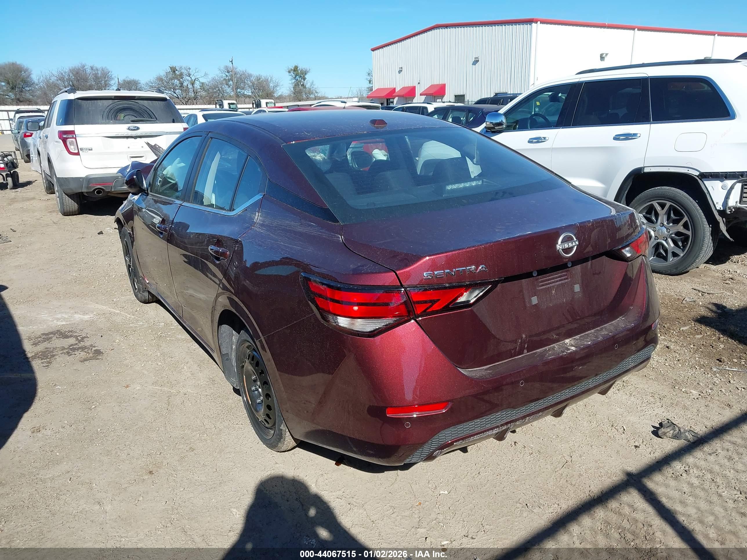 NISSAN SENTRA image 3