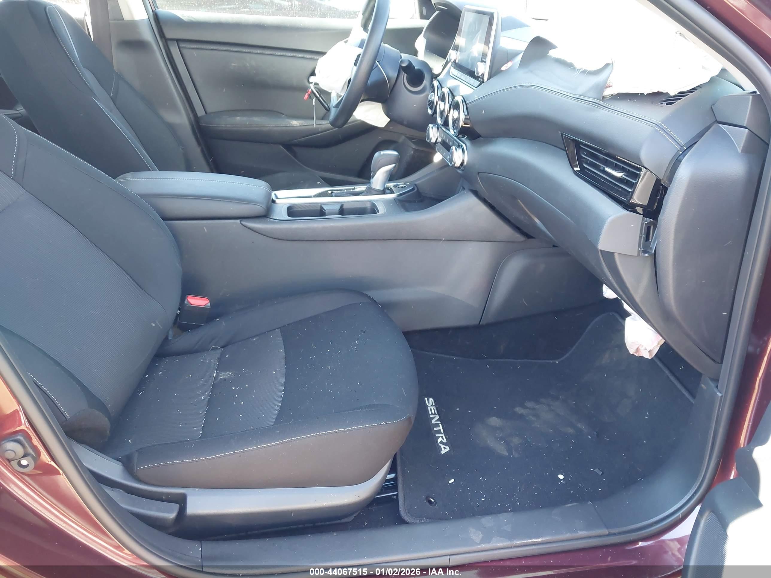 NISSAN SENTRA image 5