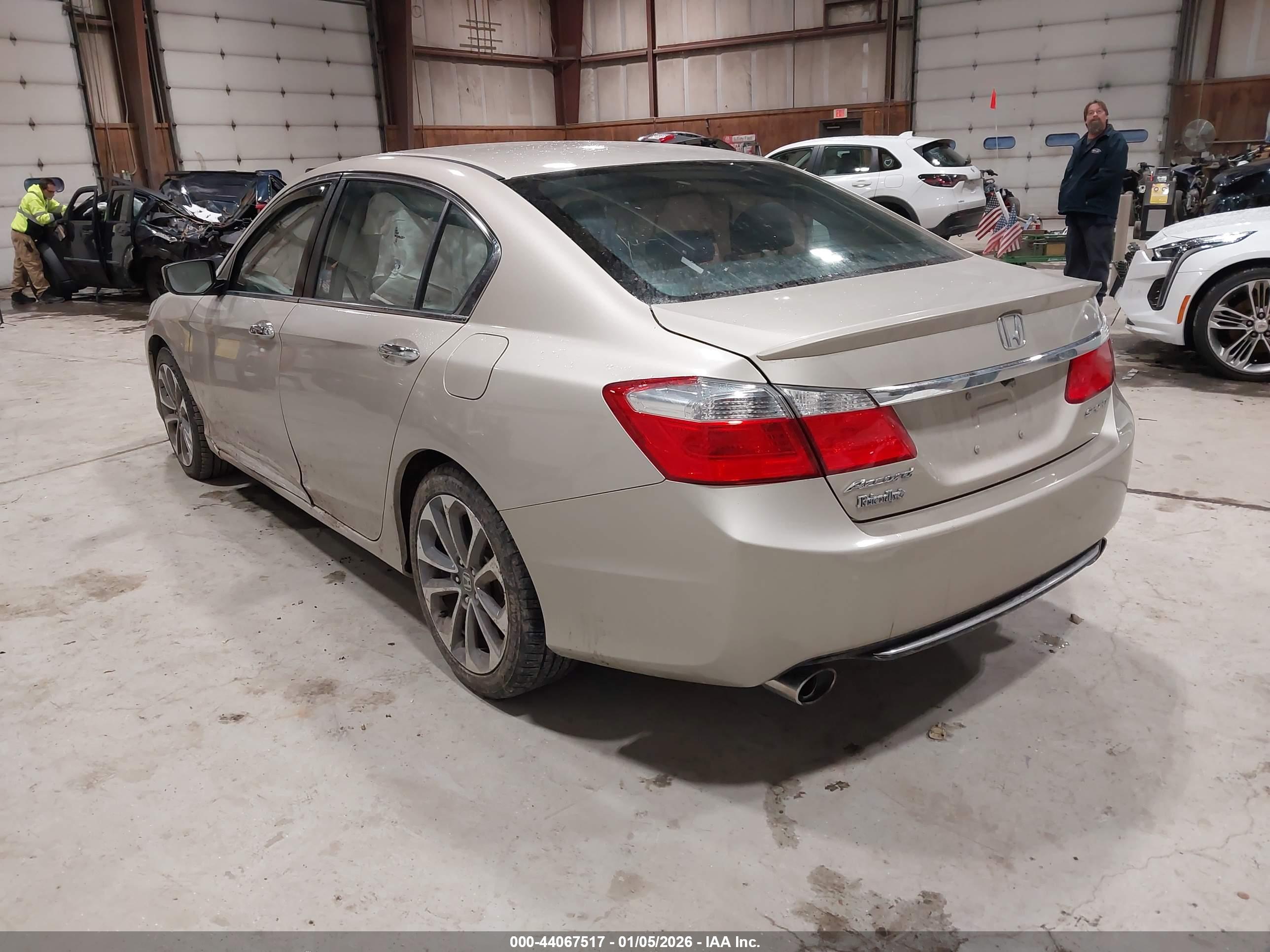 HONDA ACCORD image 3