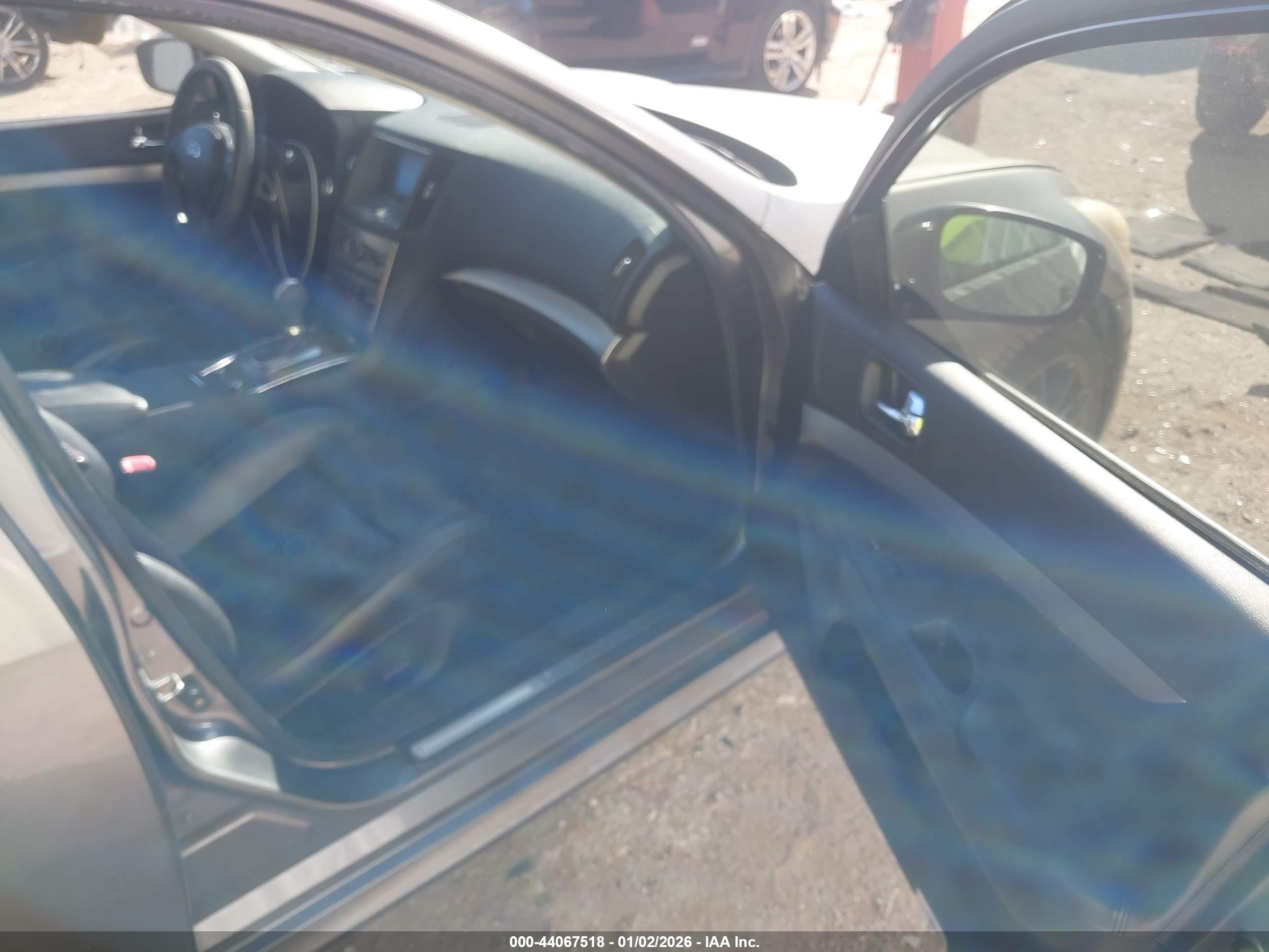 INFINITI G37 image 5