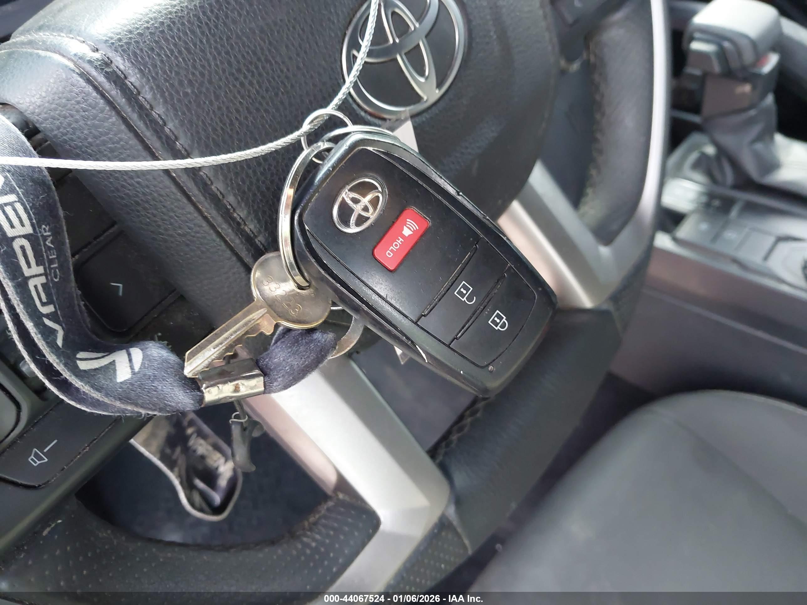TOYOTA TACOMA image 11