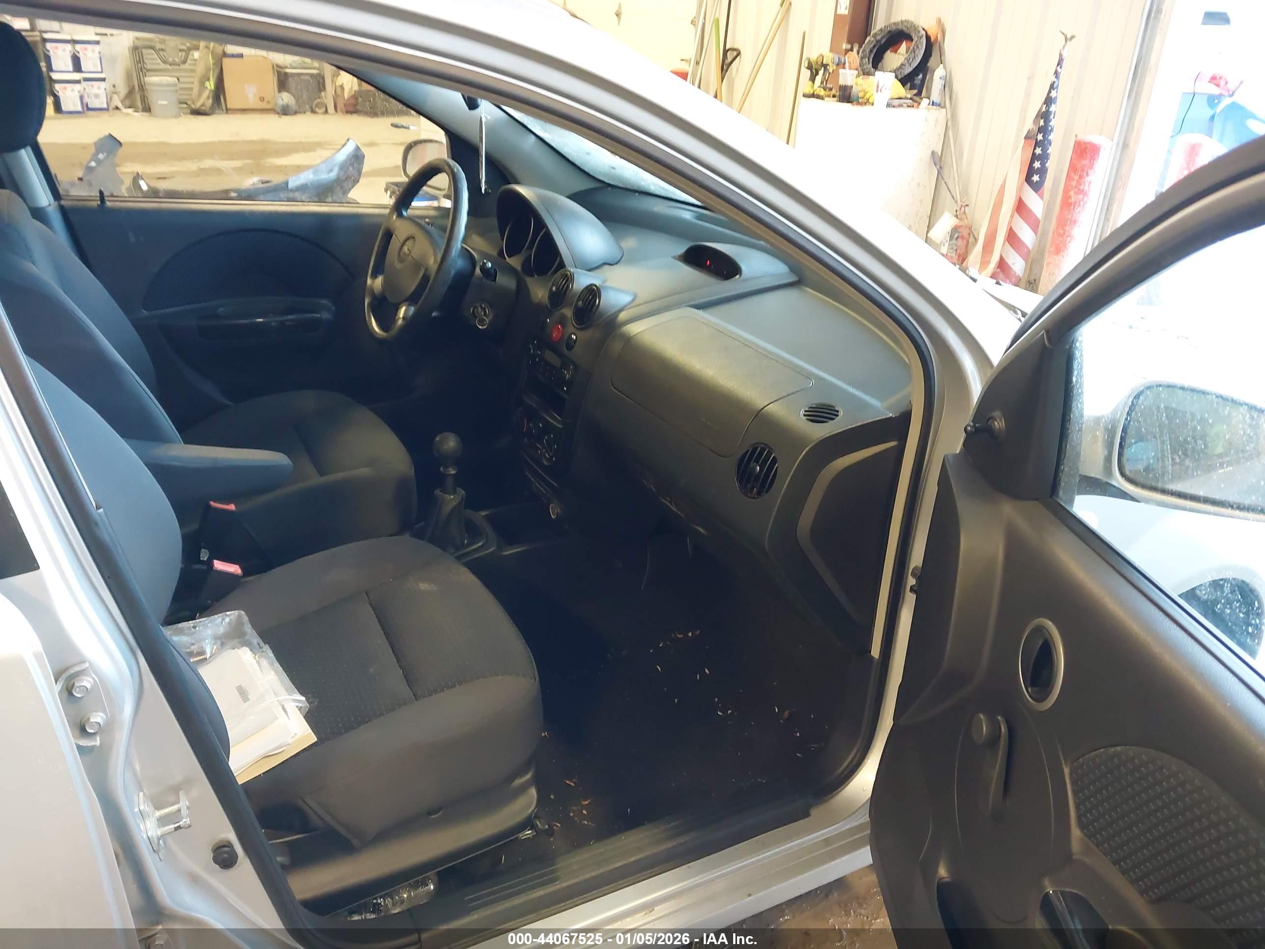 CHEVROLET AVEO image 5